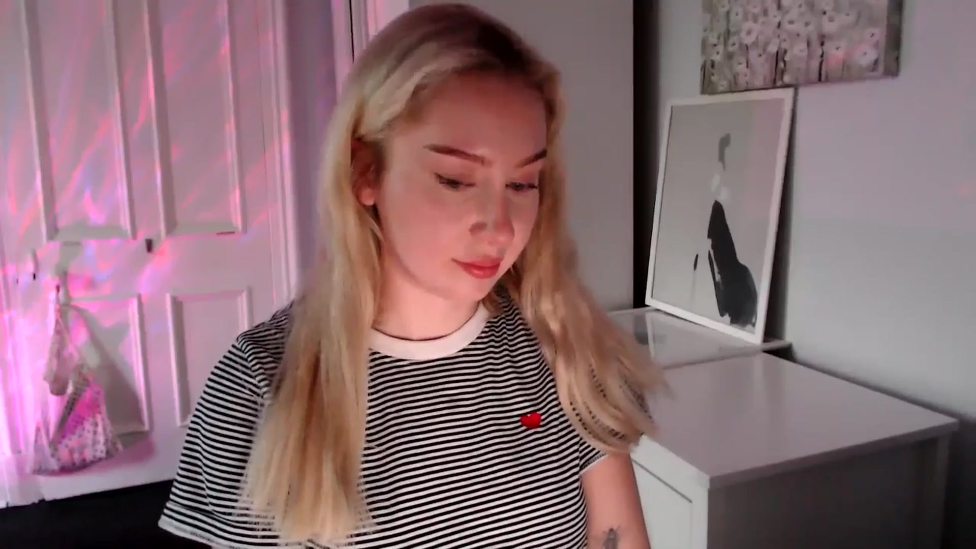 Gallery image thumbnail from British_Cutie's myfreecams stream on, 04/26/2025, 19:13 image 7 of 20