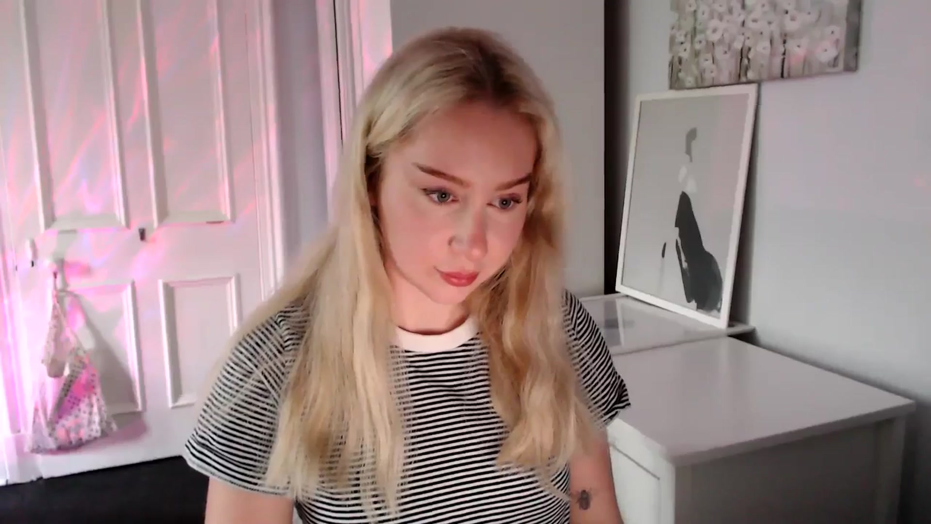 Gallery image thumbnail from British_Cutie's myfreecams stream on, 04/26/2025, 19:13 image 3 of 20