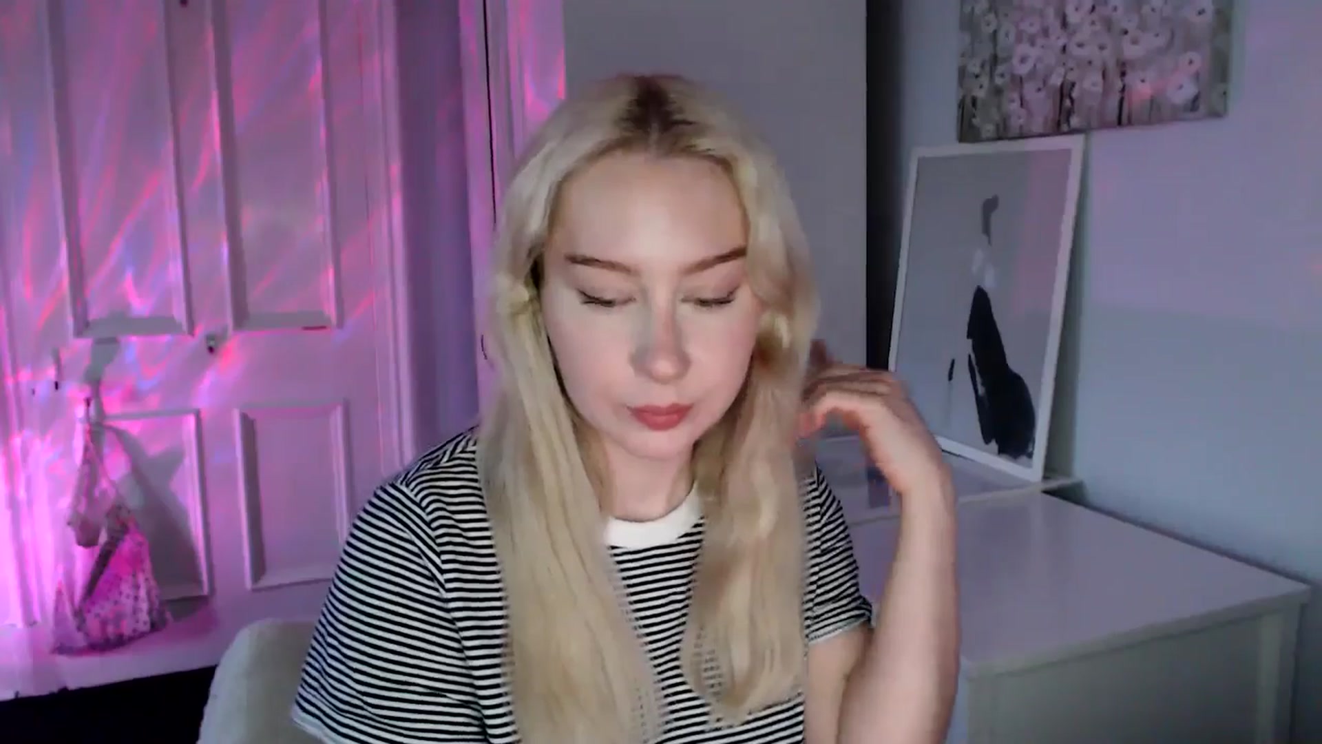 Gallery image thumbnail from British_Cutie's myfreecams stream on, 04/26/2025, 19:13 image 17 of 20