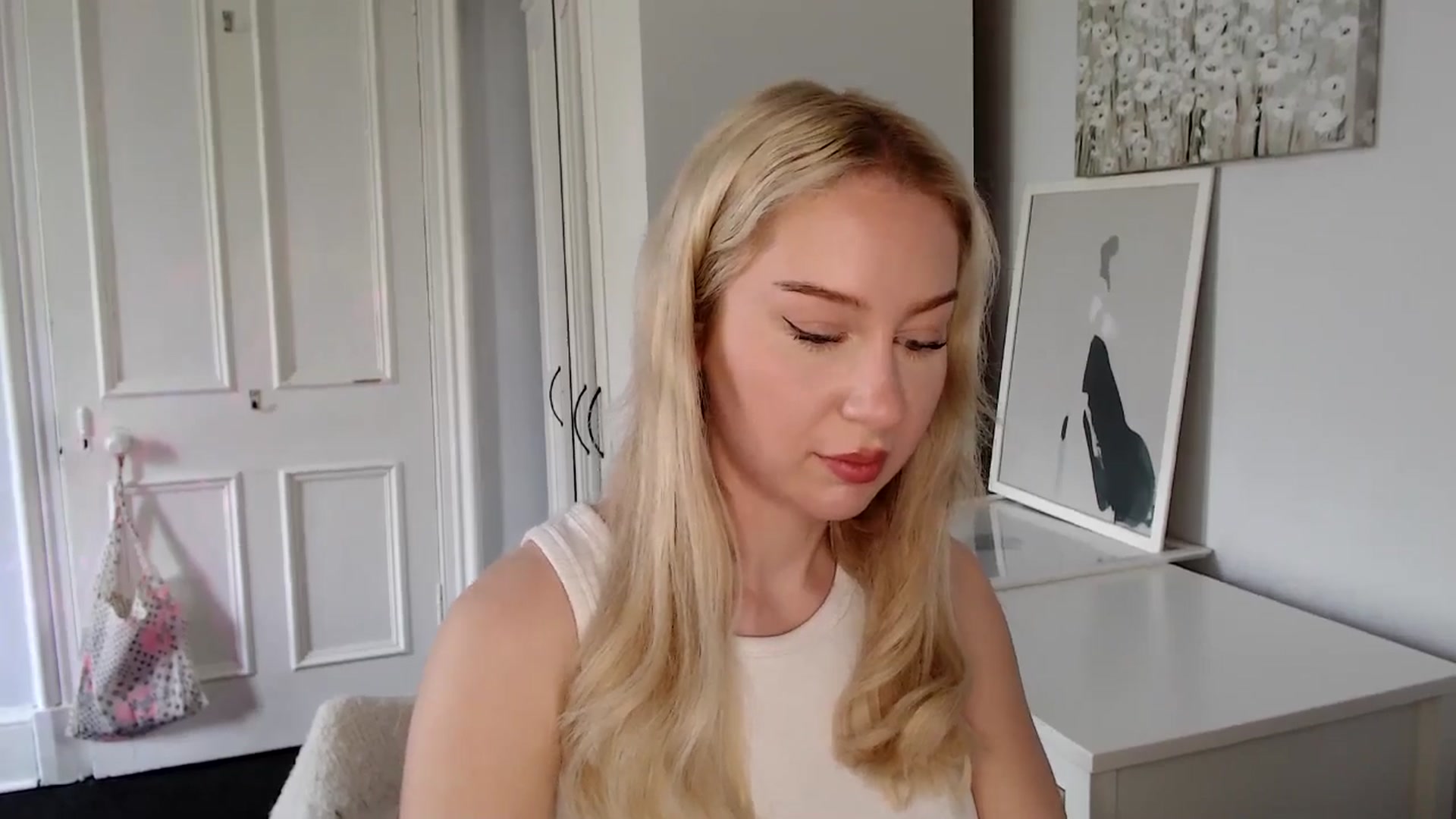 Gallery image thumbnail from British_Cutie's myfreecams stream on, 04/27/2025, 13:05 image 12 of 20