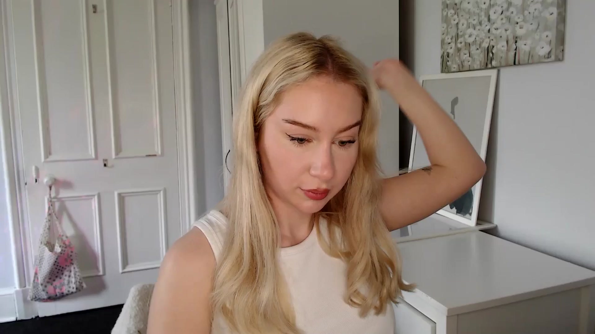 Gallery image thumbnail from British_Cutie's myfreecams stream on, 04/27/2025, 13:05 image 8 of 20