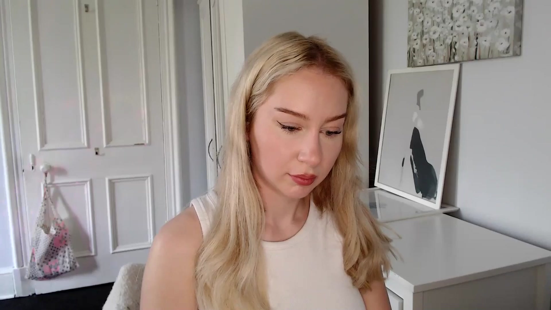Gallery image thumbnail from British_Cutie's myfreecams stream on, 04/27/2025, 13:05 image 11 of 20