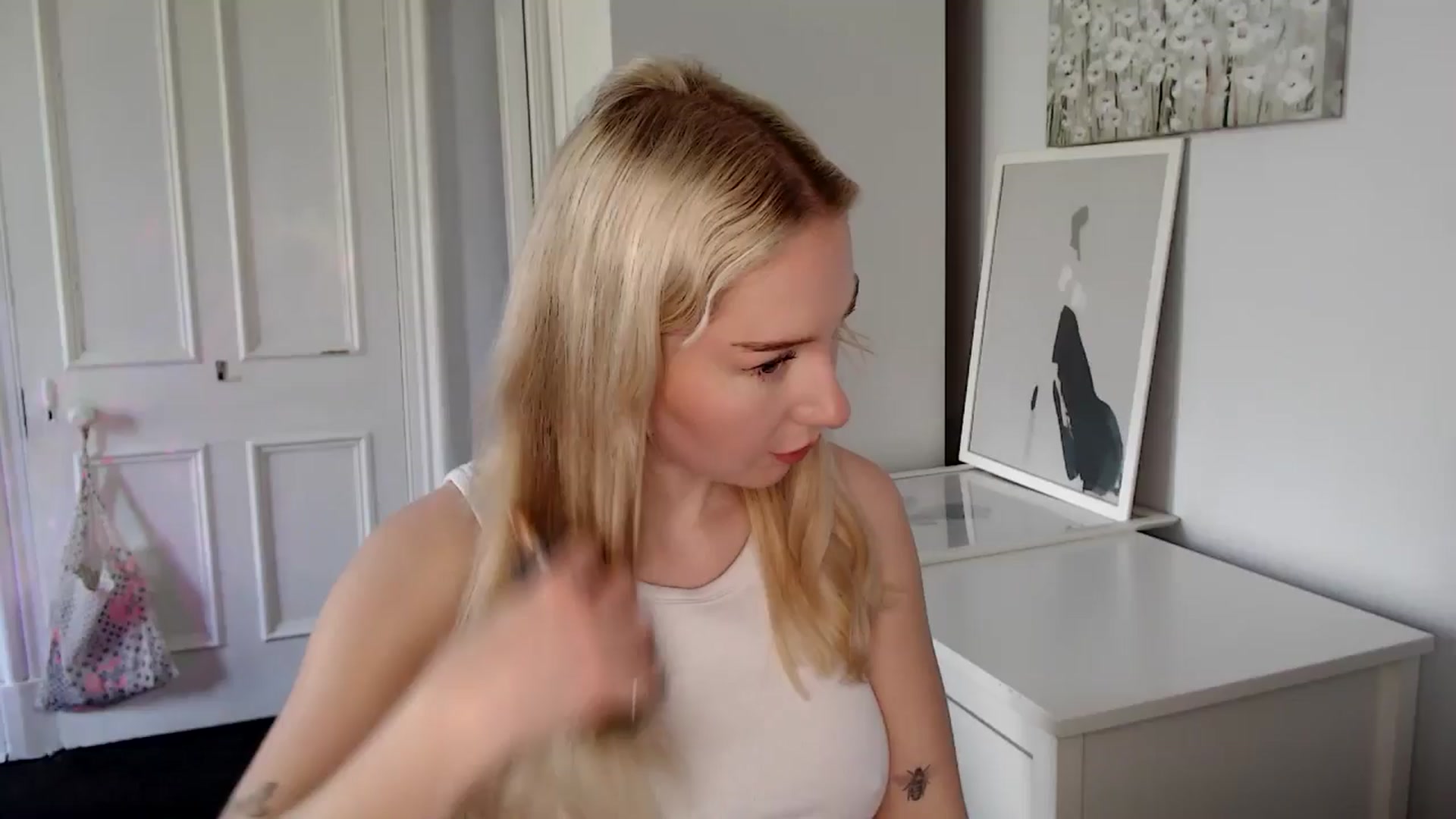 Gallery image thumbnail from British_Cutie's myfreecams stream on, 04/27/2025, 13:46 image 13 of 20