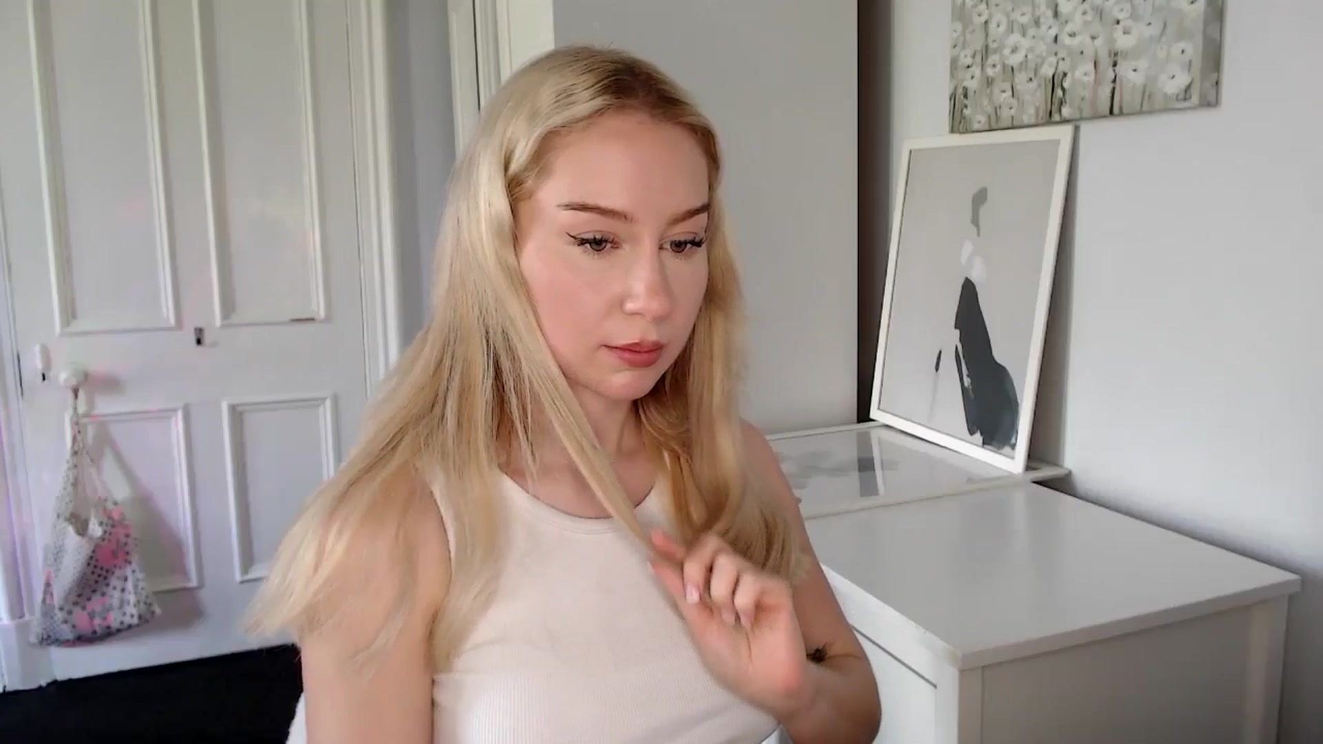 Gallery image thumbnail from British_Cutie's myfreecams stream on, 04/27/2025, 13:46 image 14 of 20