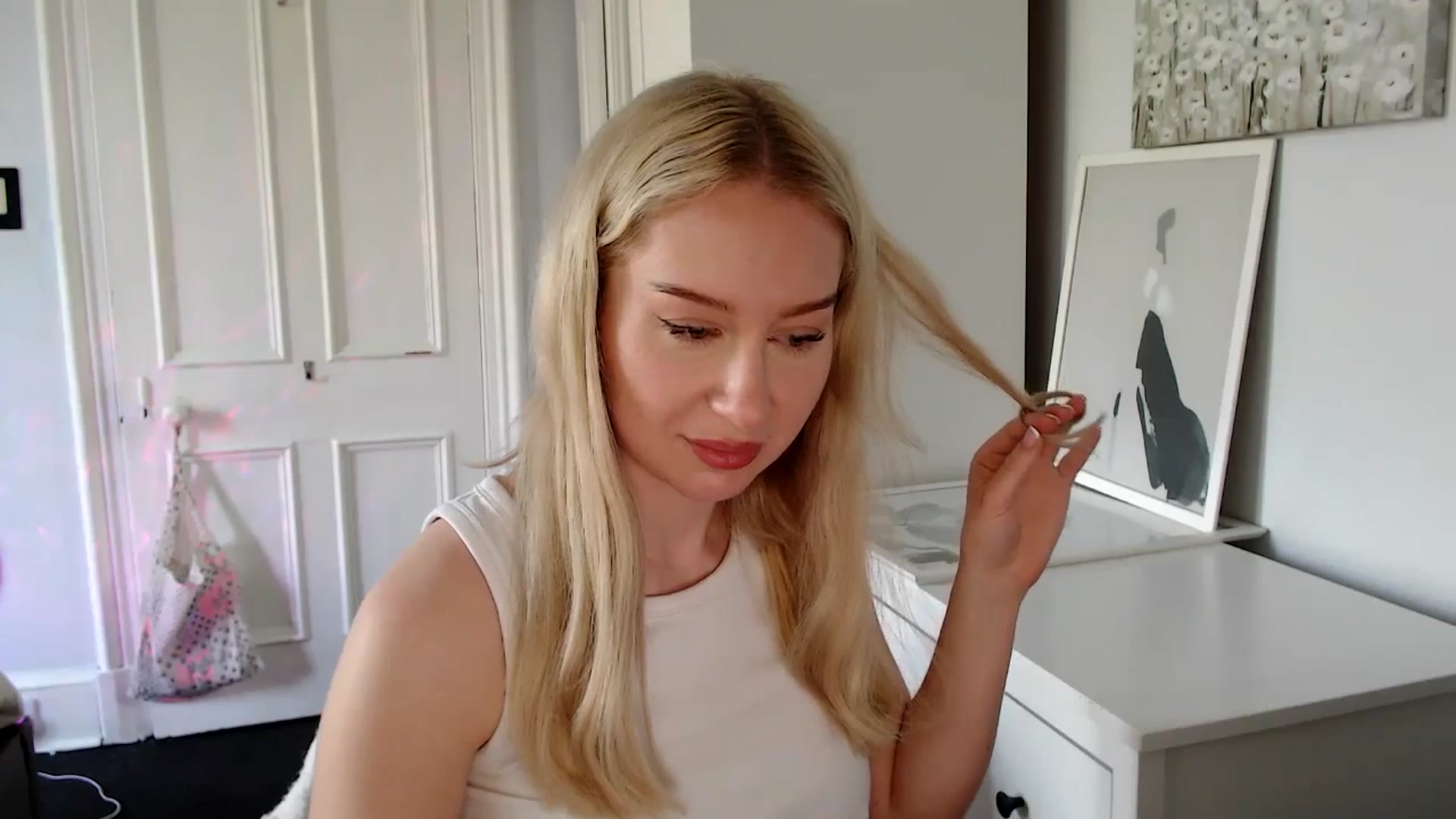 Gallery image thumbnail from British_Cutie's myfreecams stream on, 04/27/2025, 15:10 image 11 of 20