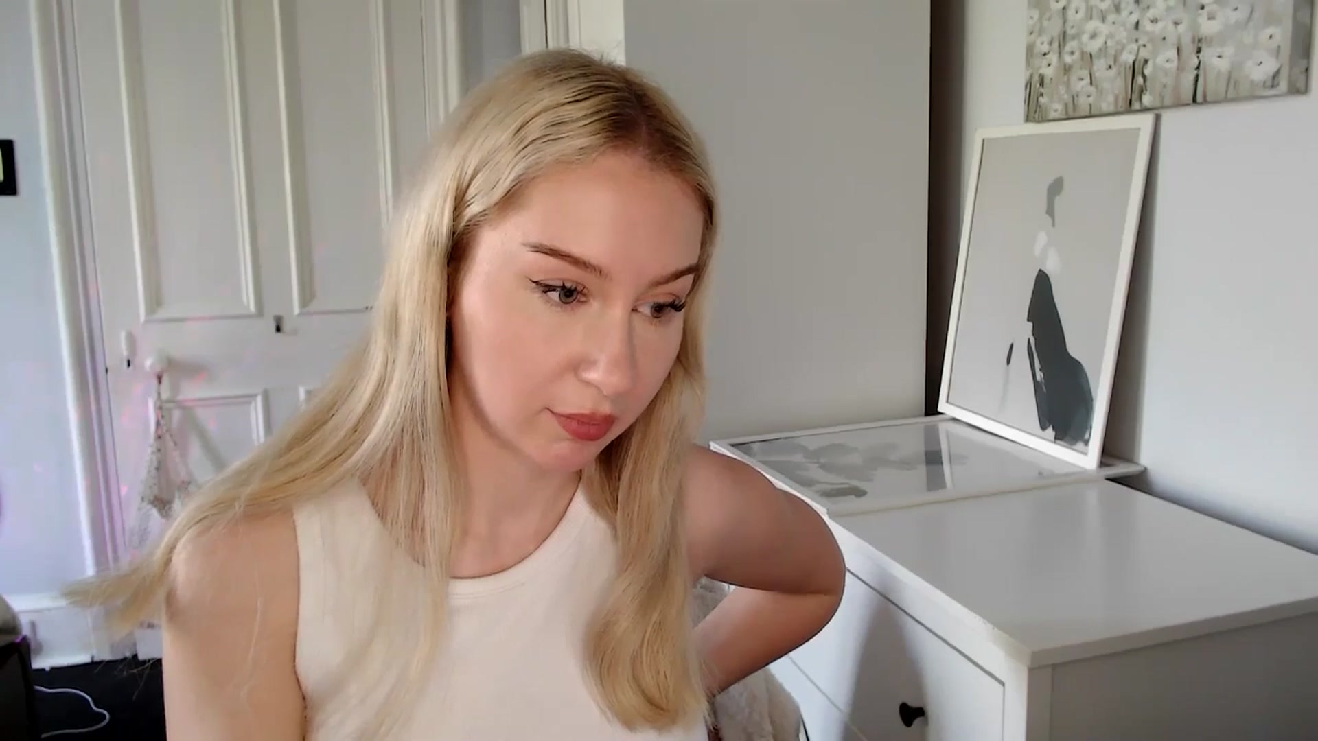 Gallery image thumbnail from British_Cutie's myfreecams stream on, 04/27/2025, 15:10 image 18 of 20