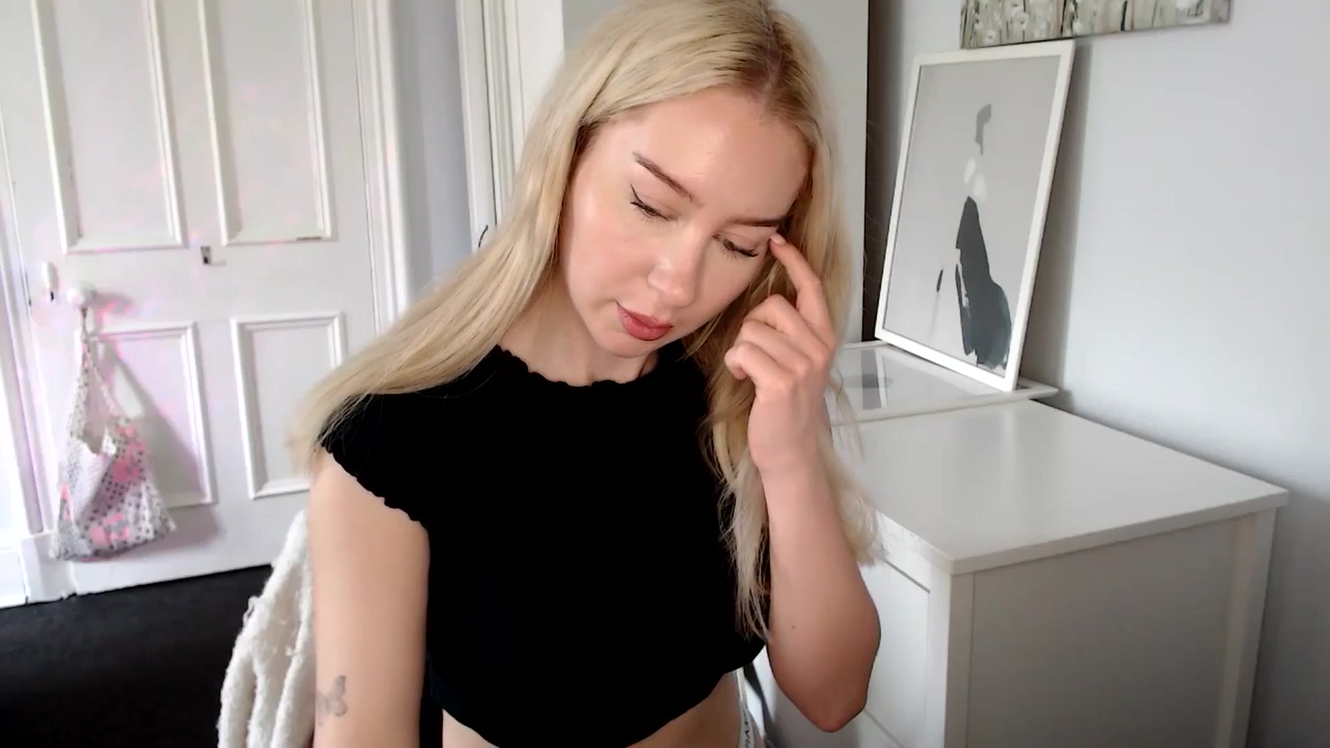 Gallery image thumbnail from British_Cutie's myfreecams stream on, 04/28/2025, 09:42 image 18 of 20