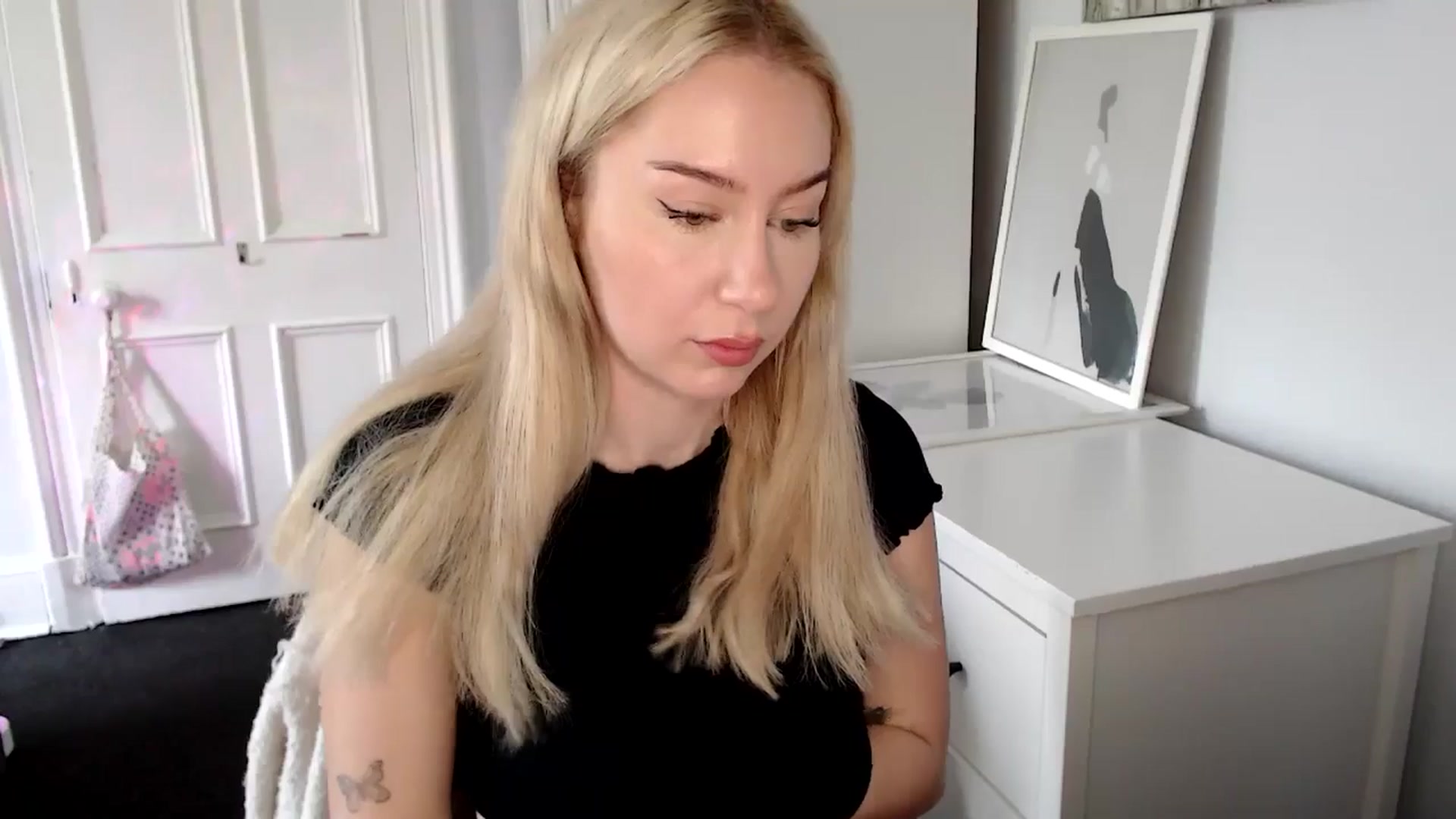 Gallery image thumbnail from British_Cutie's myfreecams stream on, 04/28/2025, 09:42 image 17 of 20