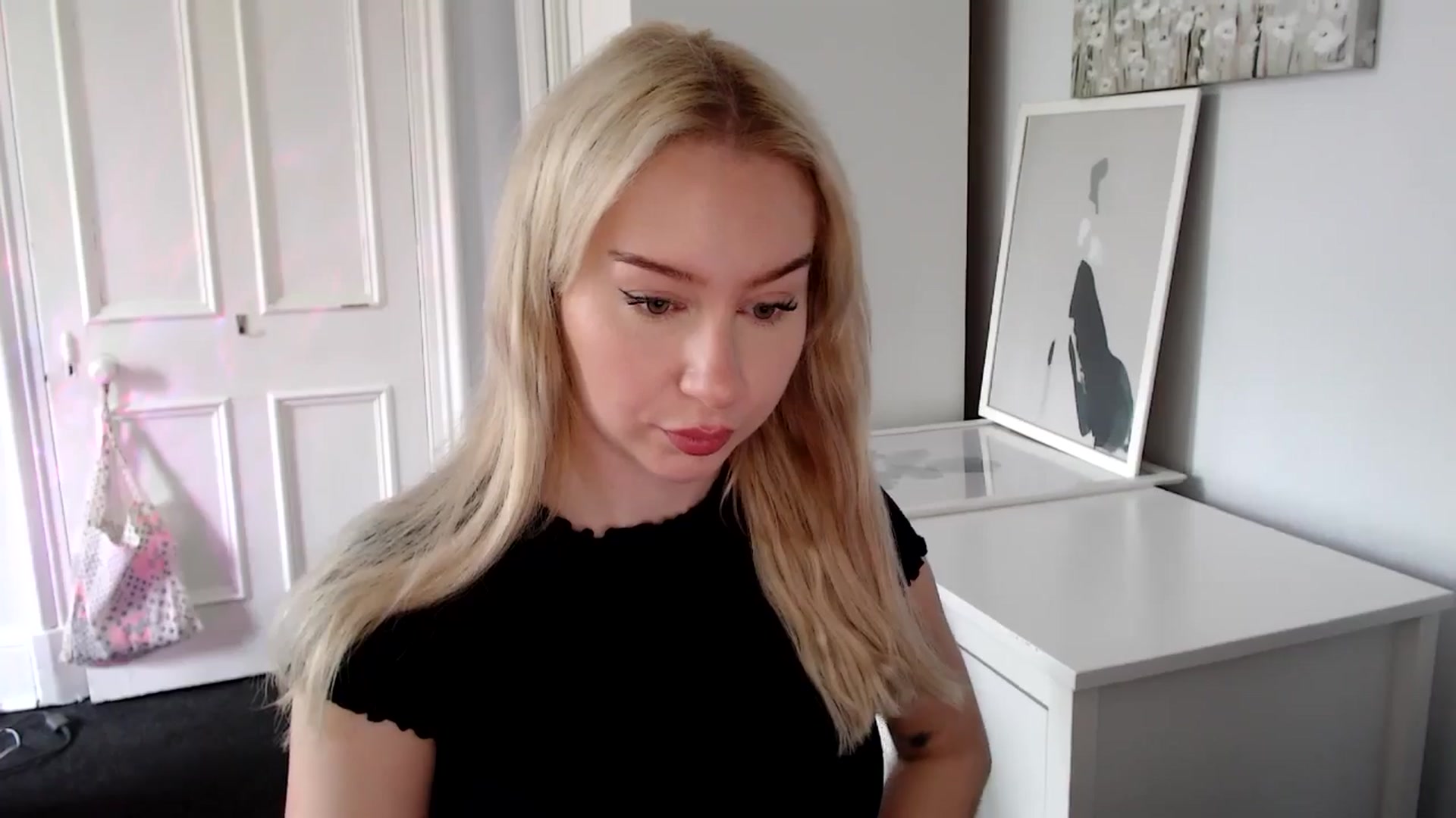 Gallery image thumbnail from British_Cutie's myfreecams stream on, 04/28/2025, 09:42 image 13 of 20