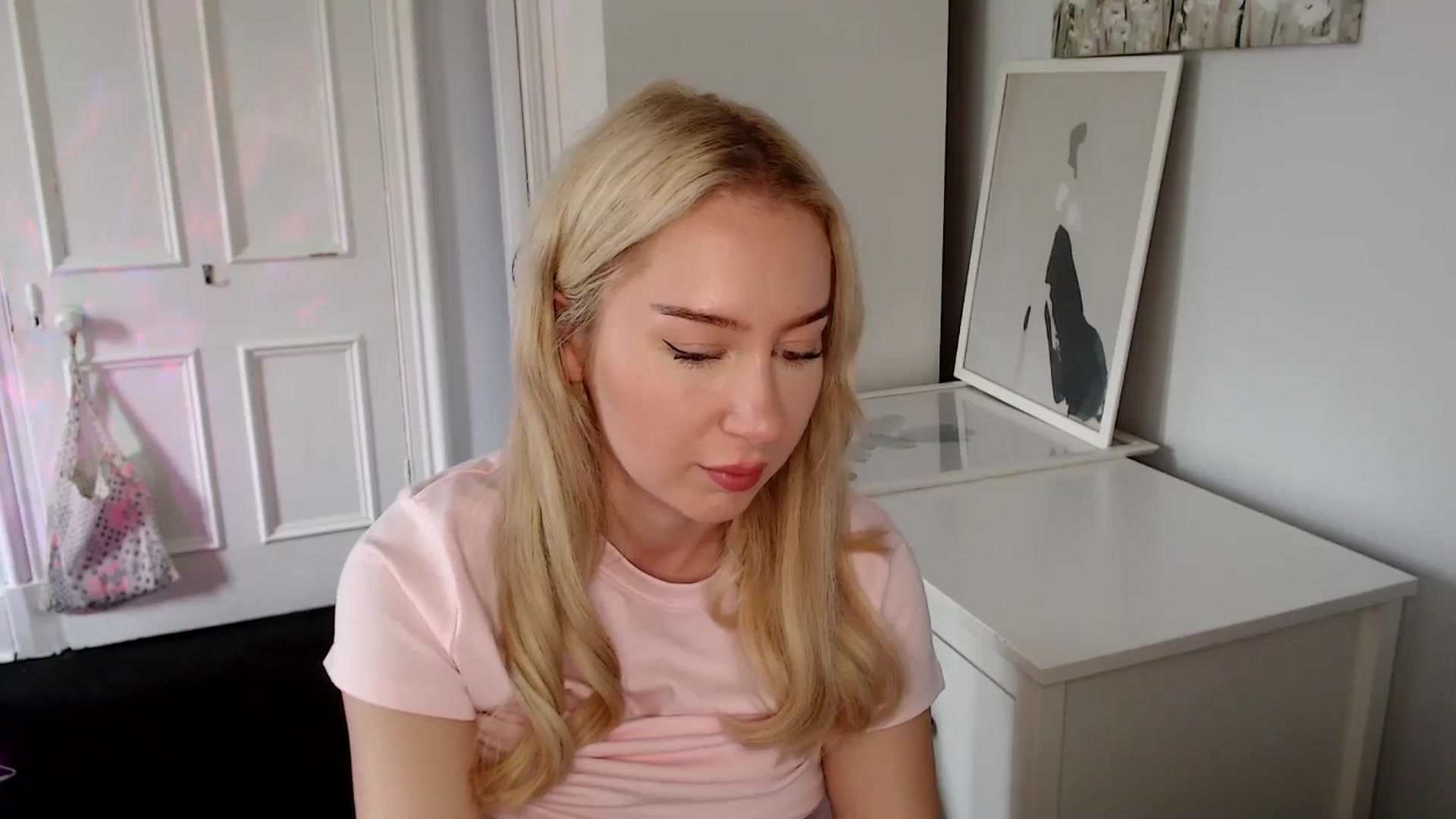 Gallery image thumbnail from British_Cutie's myfreecams stream on, 04/28/2025, 11:12 image 13 of 20