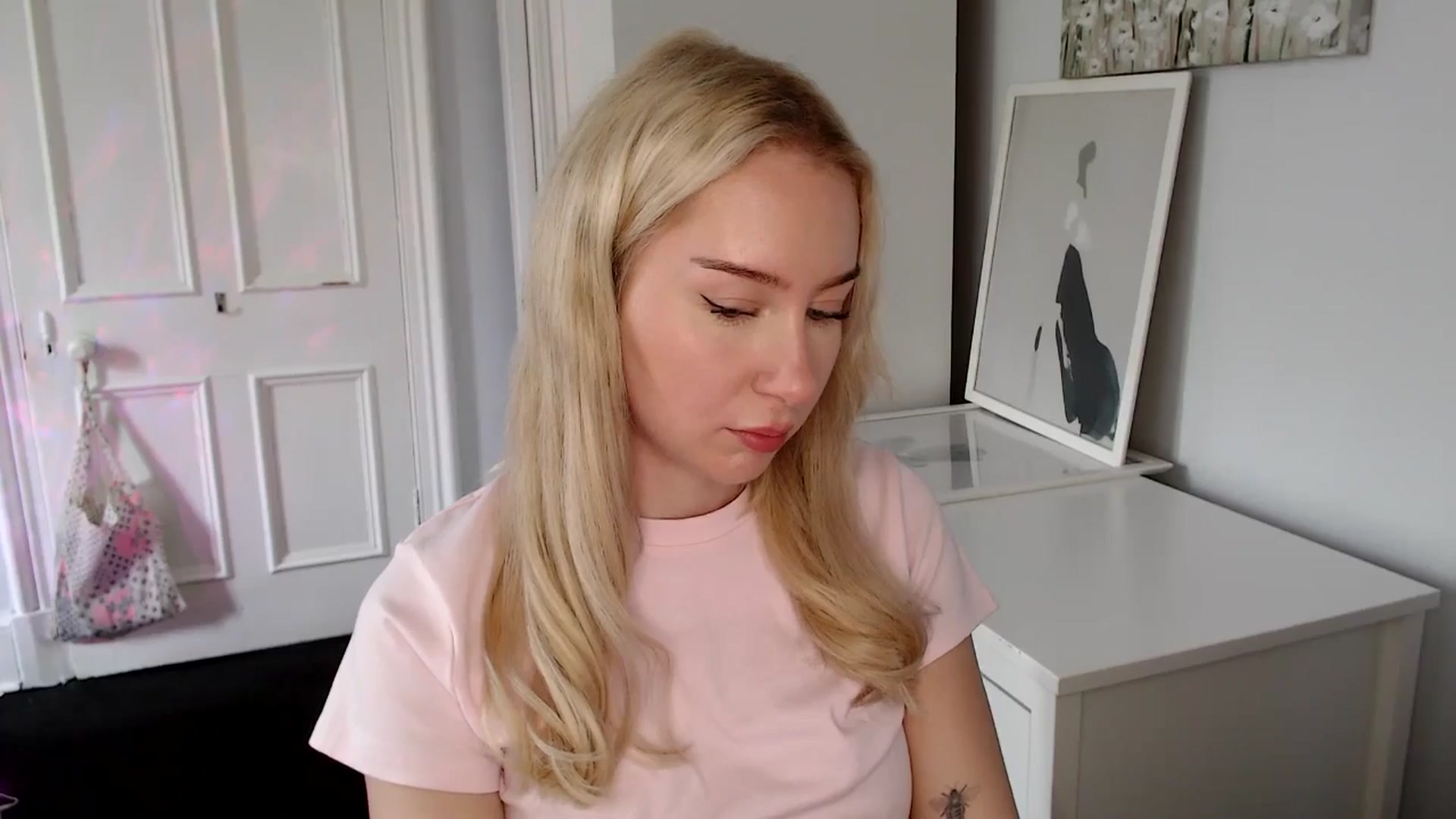 Gallery image thumbnail from British_Cutie's myfreecams stream on, 04/28/2025, 11:12 image 16 of 20
