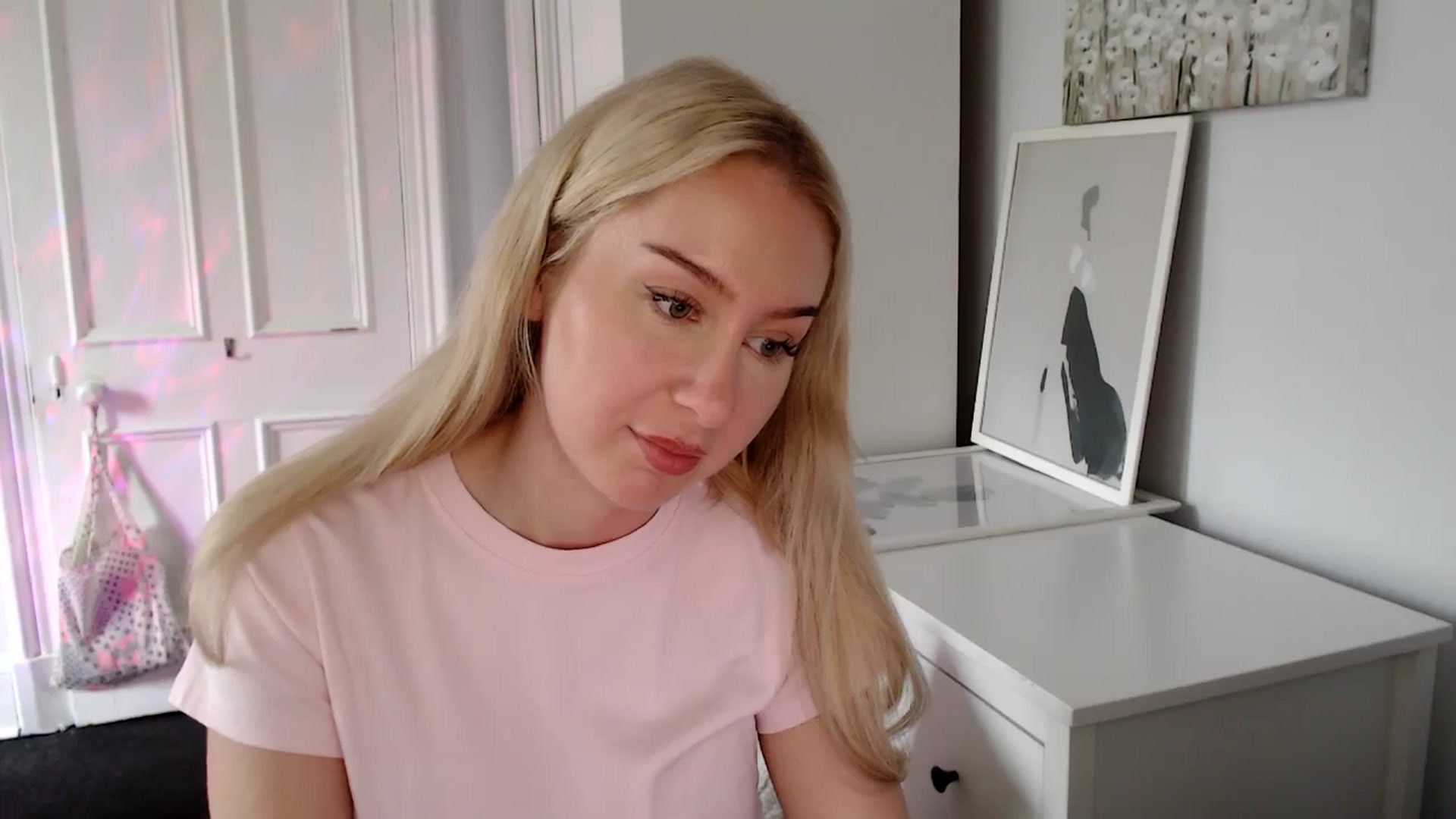 Gallery image thumbnail from British_Cutie's myfreecams stream on, 04/28/2025, 16:13 image 13 of 20