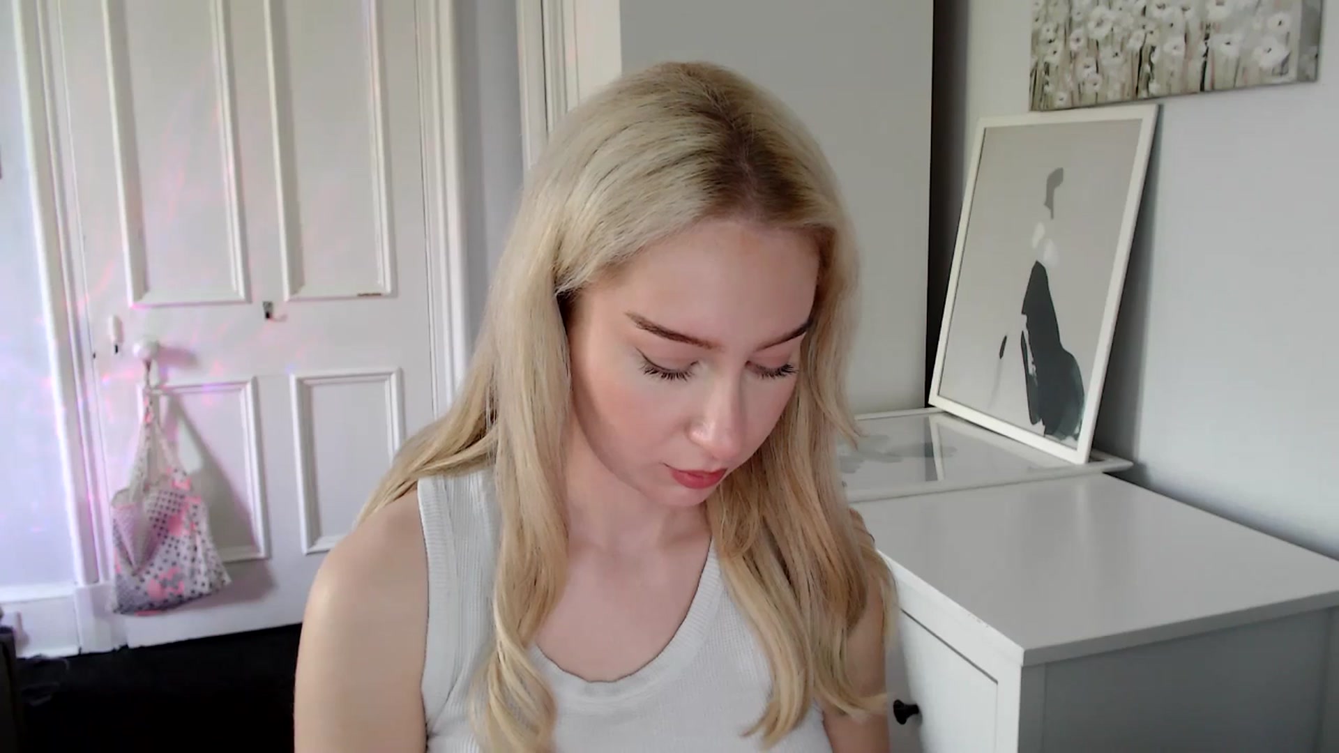 Gallery image thumbnail from British_Cutie's myfreecams stream on, 04/29/2025, 12:44 image 19 of 20