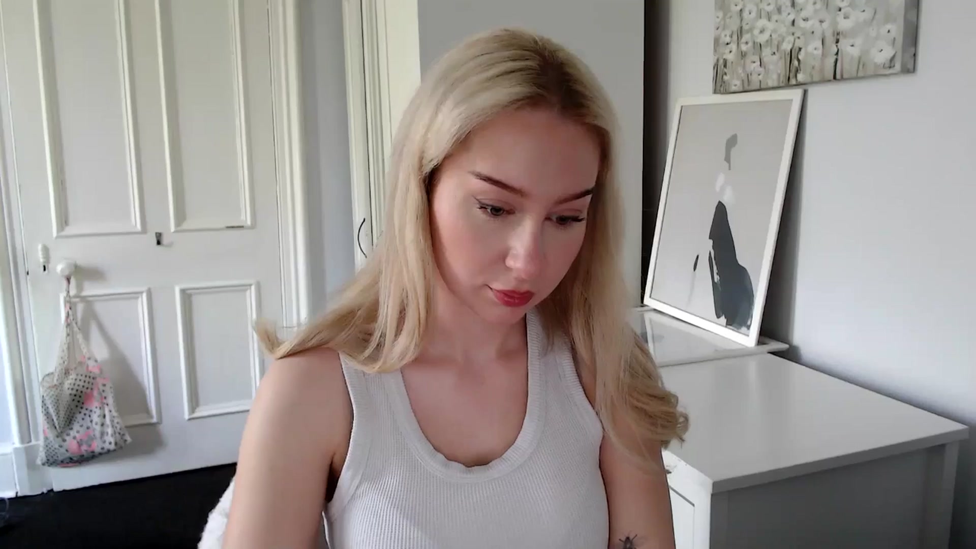 Gallery image thumbnail from British_Cutie's myfreecams stream on, 04/29/2025, 12:44 image 2 of 20