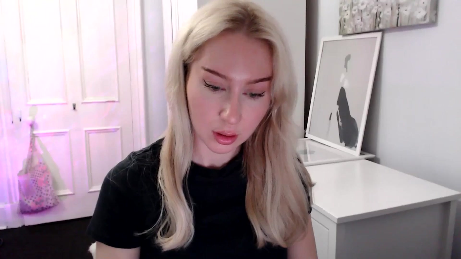 Gallery image thumbnail from British_Cutie's myfreecams stream on, 04/29/2025, 19:50 image 13 of 20