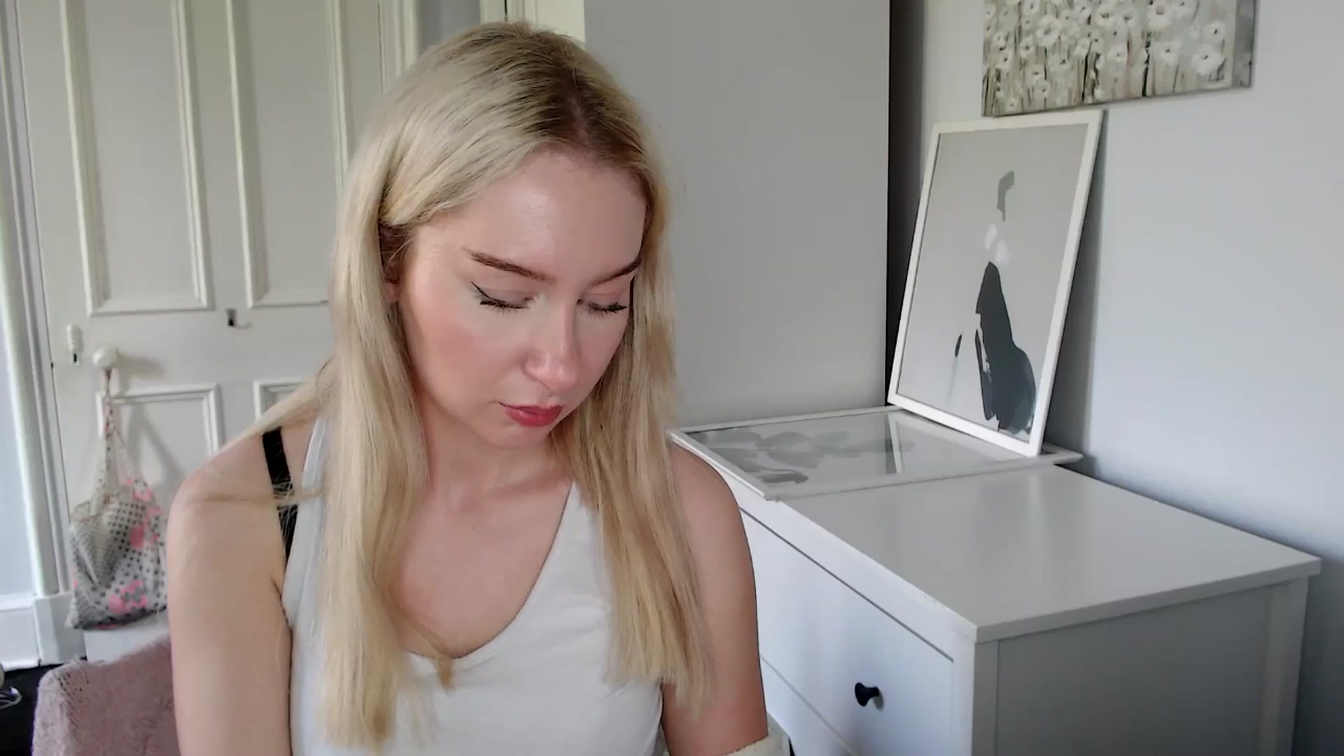 Gallery image thumbnail from British_Cutie's myfreecams stream on, 05/01/2025, 14:47 image 20 of 20