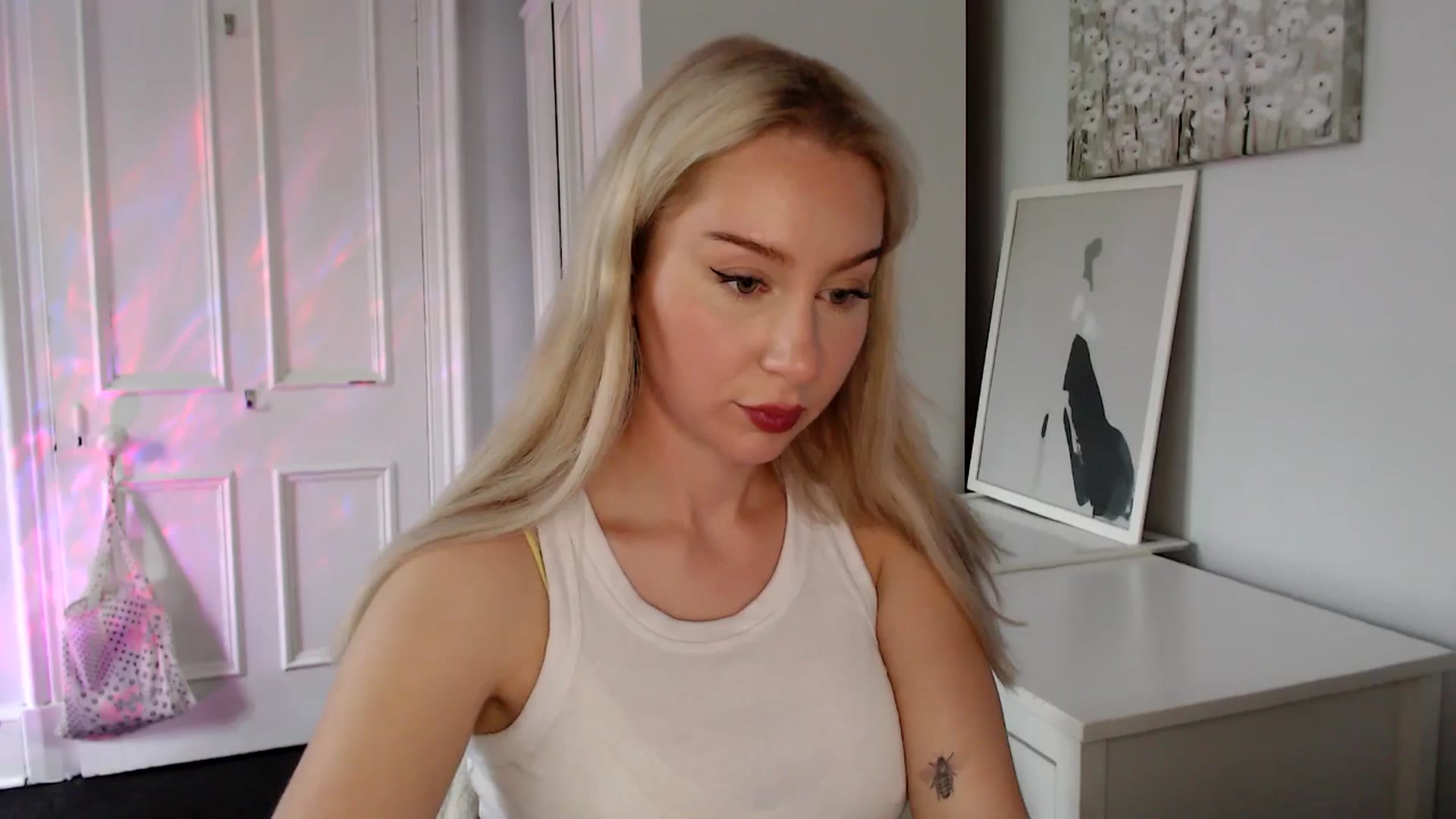 Gallery image thumbnail from British_Cutie's myfreecams stream on, 05/03/2025, 17:12 image 2 of 20
