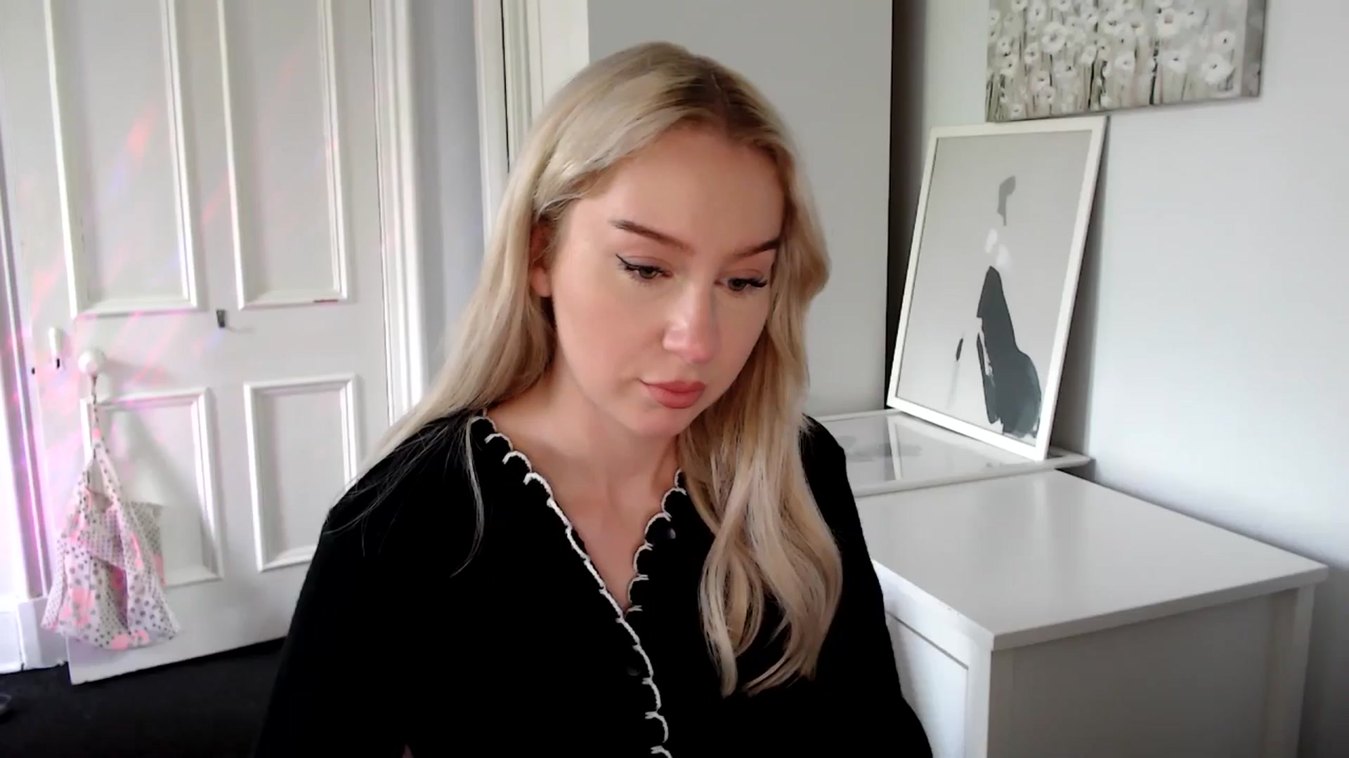 Gallery image thumbnail from British_Cutie's myfreecams stream on, 05/04/2025, 14:59 image 2 of 20