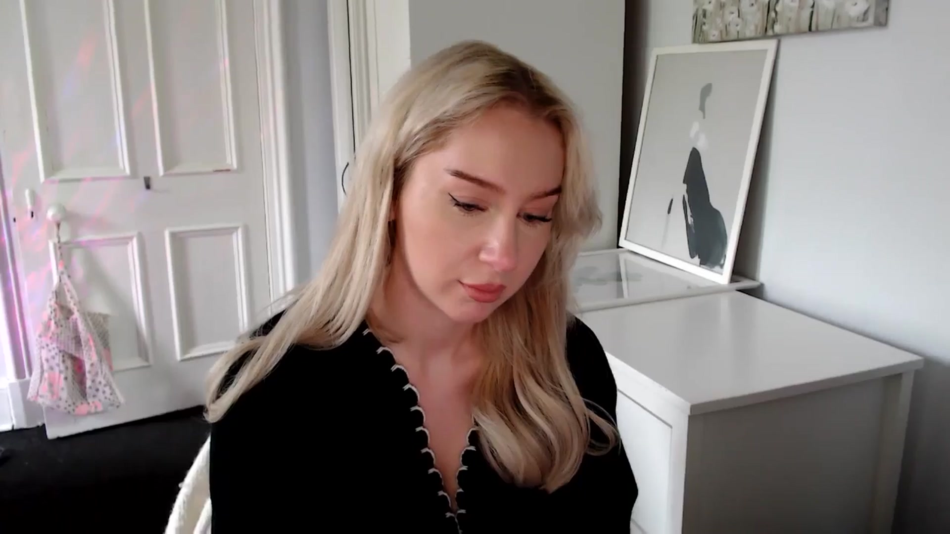 Gallery image thumbnail from British_Cutie's myfreecams stream on, 05/04/2025, 14:59 image 10 of 20