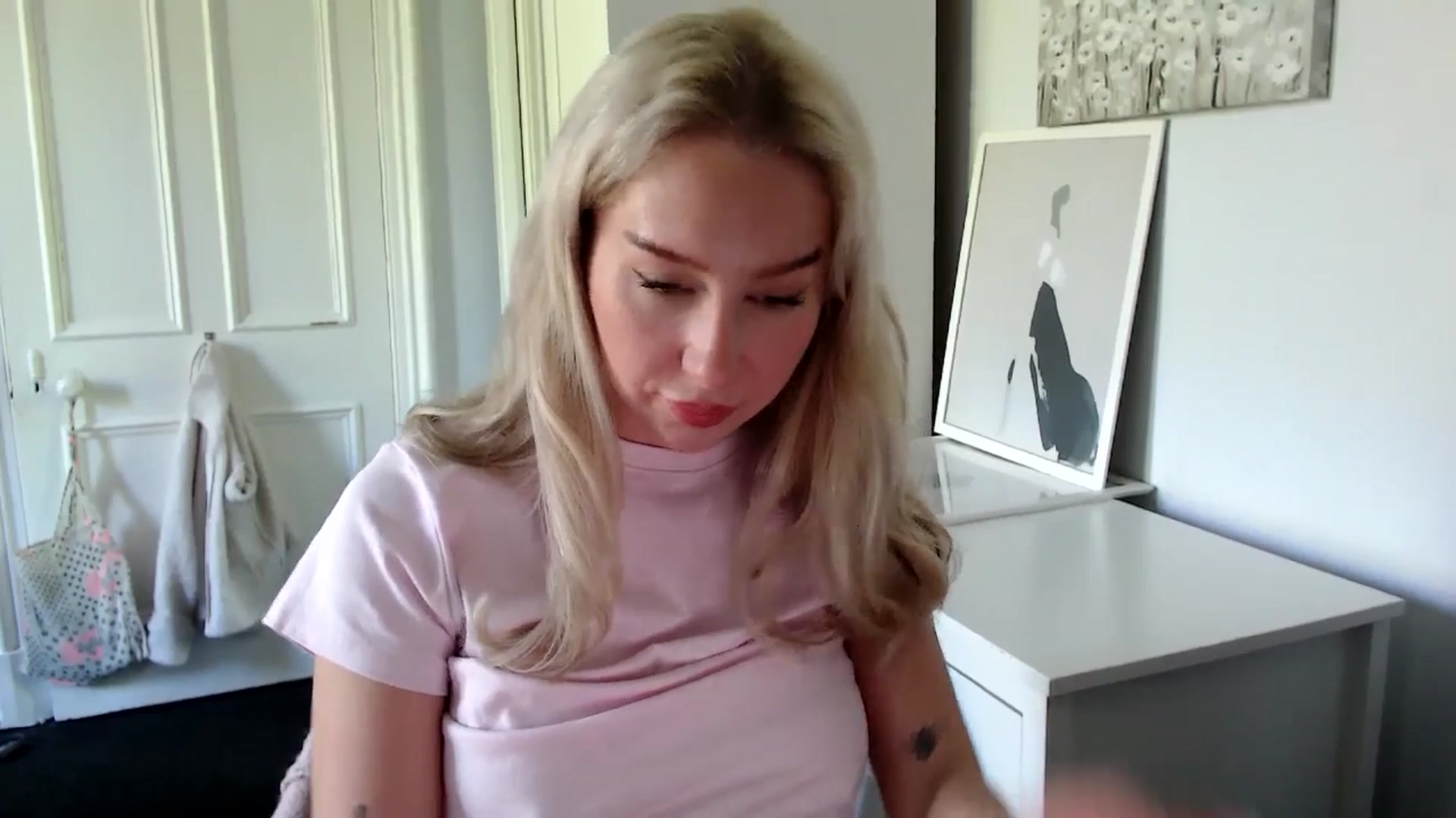 Gallery image thumbnail from British_Cutie's myfreecams stream on, 05/05/2025, 15:09 image 3 of 20
