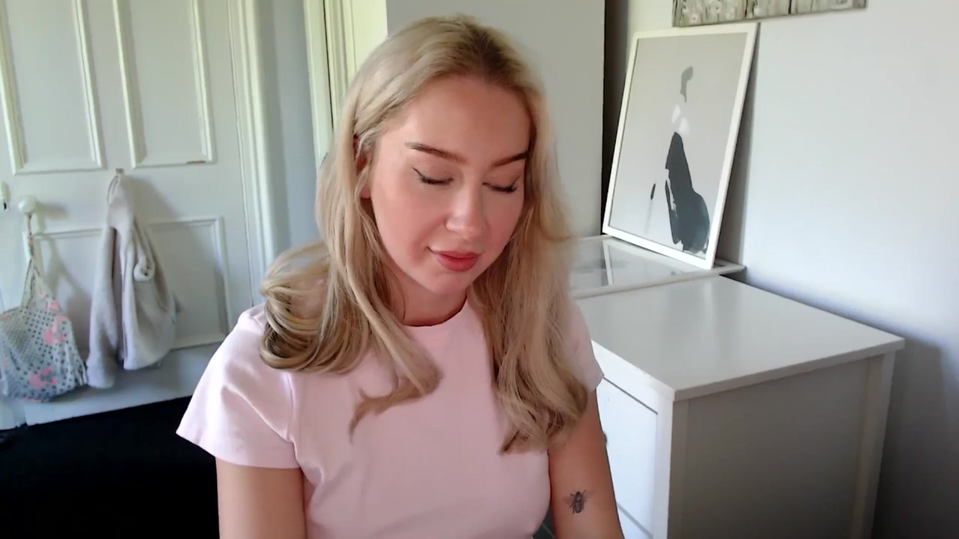 Gallery image thumbnail from British_Cutie's myfreecams stream on, 05/05/2025, 15:09 image 7 of 20