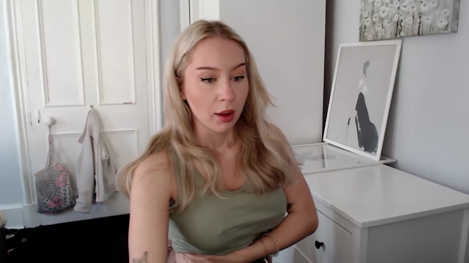 Gallery image thumbnail from British_Cutie's myfreecams stream on, 05/06/2025, 07:59 image 19 of 20