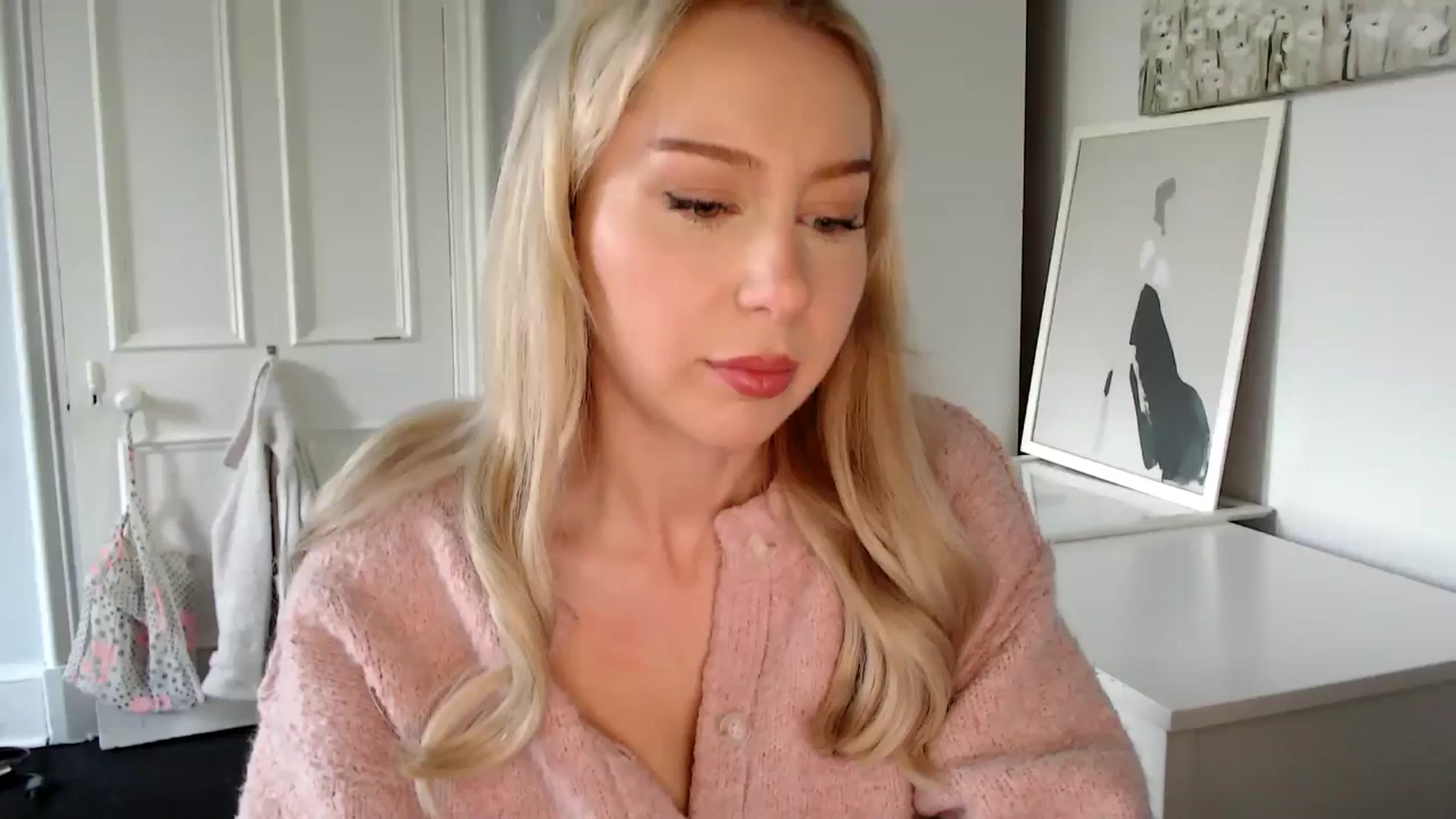 Gallery image thumbnail from British_Cutie's myfreecams stream on, 05/06/2025, 17:26 image 1 of 20