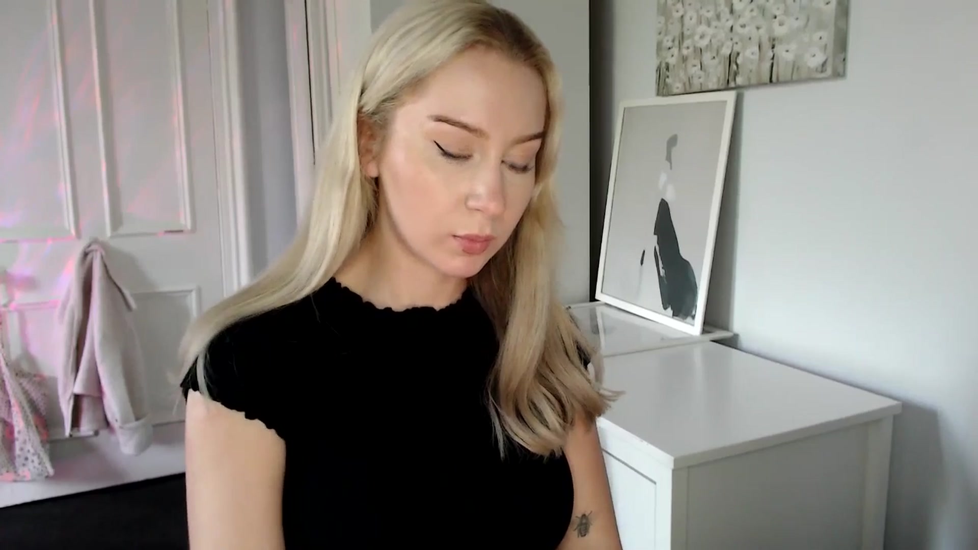 Gallery image thumbnail from British_Cutie's myfreecams stream on, 05/07/2025, 18:01 image 13 of 20