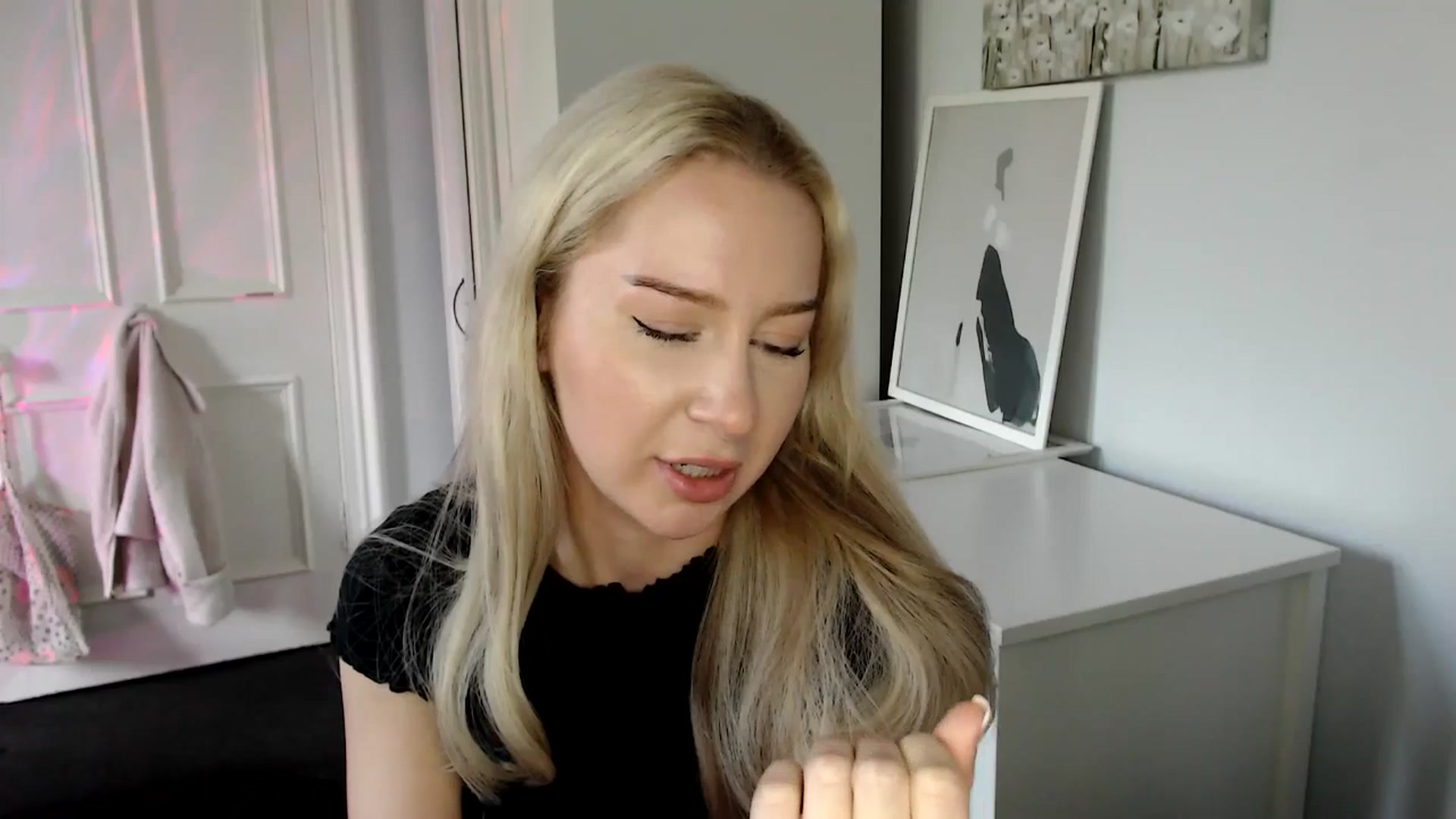 Gallery image thumbnail from British_Cutie's myfreecams stream on, 05/07/2025, 18:01 image 7 of 20