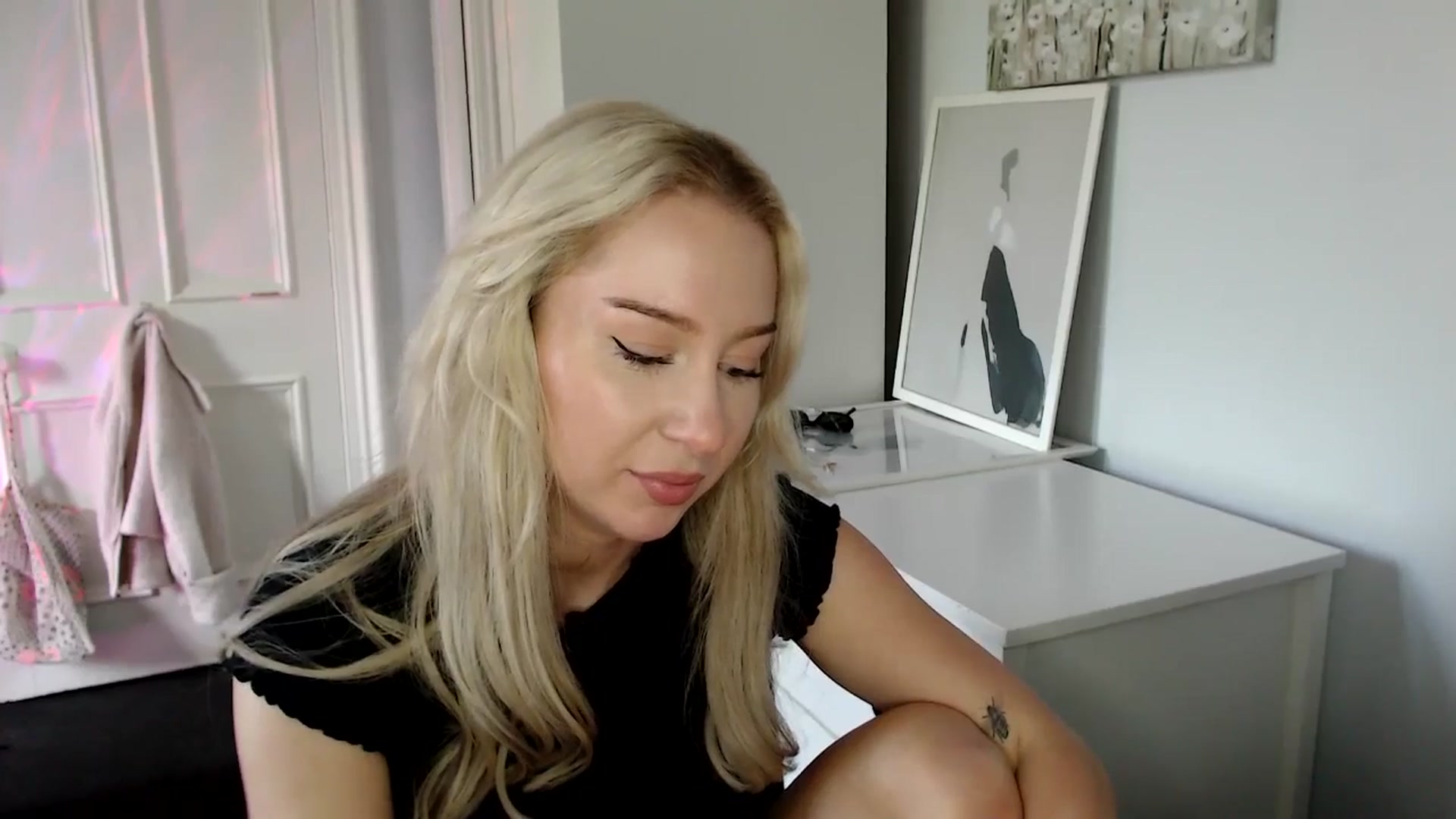 Gallery image thumbnail from British_Cutie's myfreecams stream on, 05/07/2025, 18:01 image 3 of 20