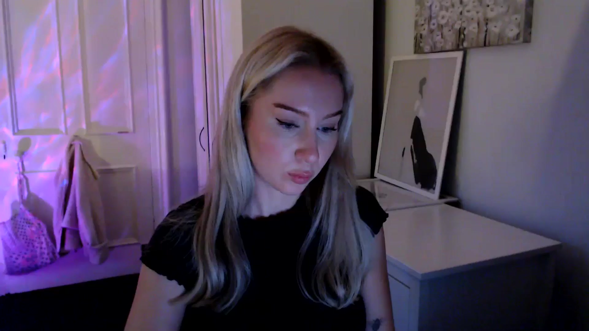 Gallery image thumbnail from British_Cutie's myfreecams stream on, 05/07/2025, 20:58 image 9 of 20