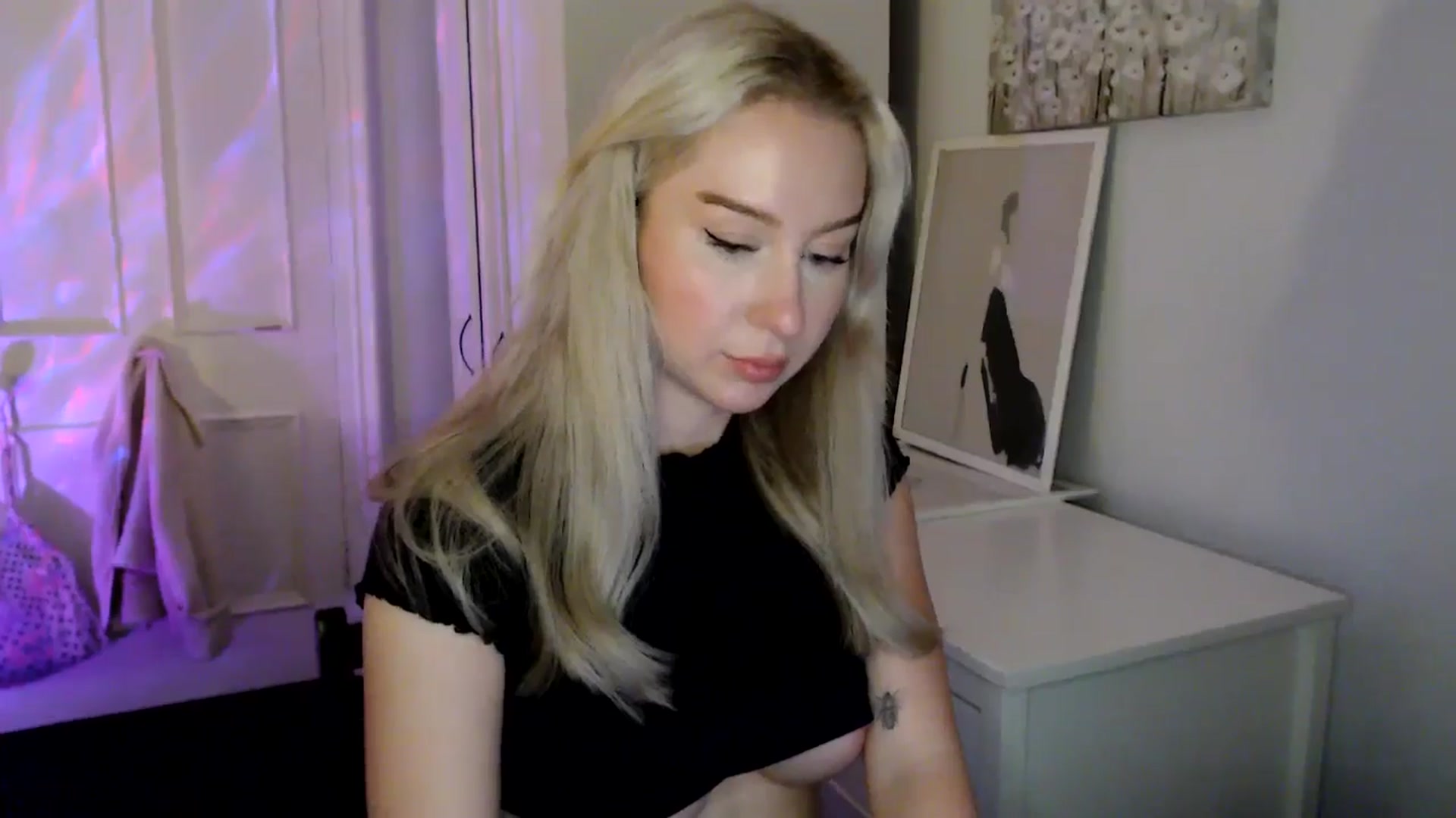 Gallery image thumbnail from British_Cutie's myfreecams stream on, 05/07/2025, 20:58 image 11 of 20
