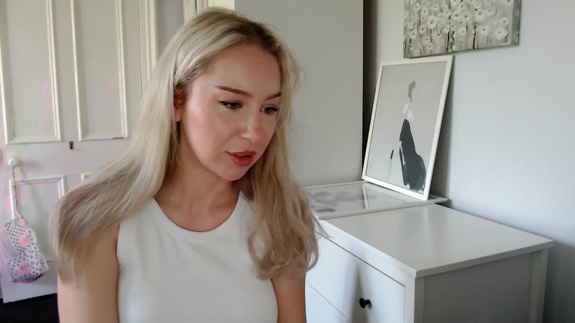 Gallery image thumbnail from British_Cutie's myfreecams stream on, 05/08/2025, 10:02 image 17 of 20