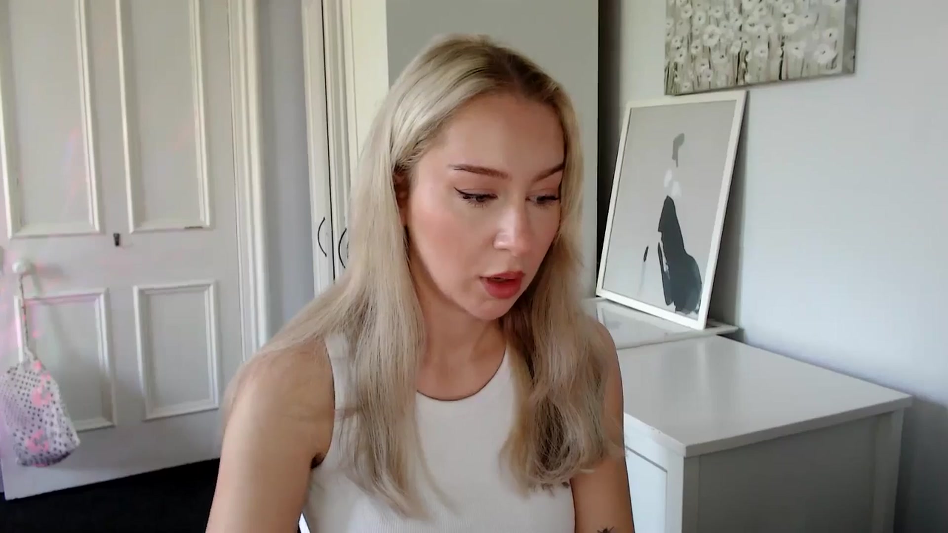 Gallery image thumbnail from British_Cutie's myfreecams stream on, 05/08/2025, 10:02 image 18 of 20