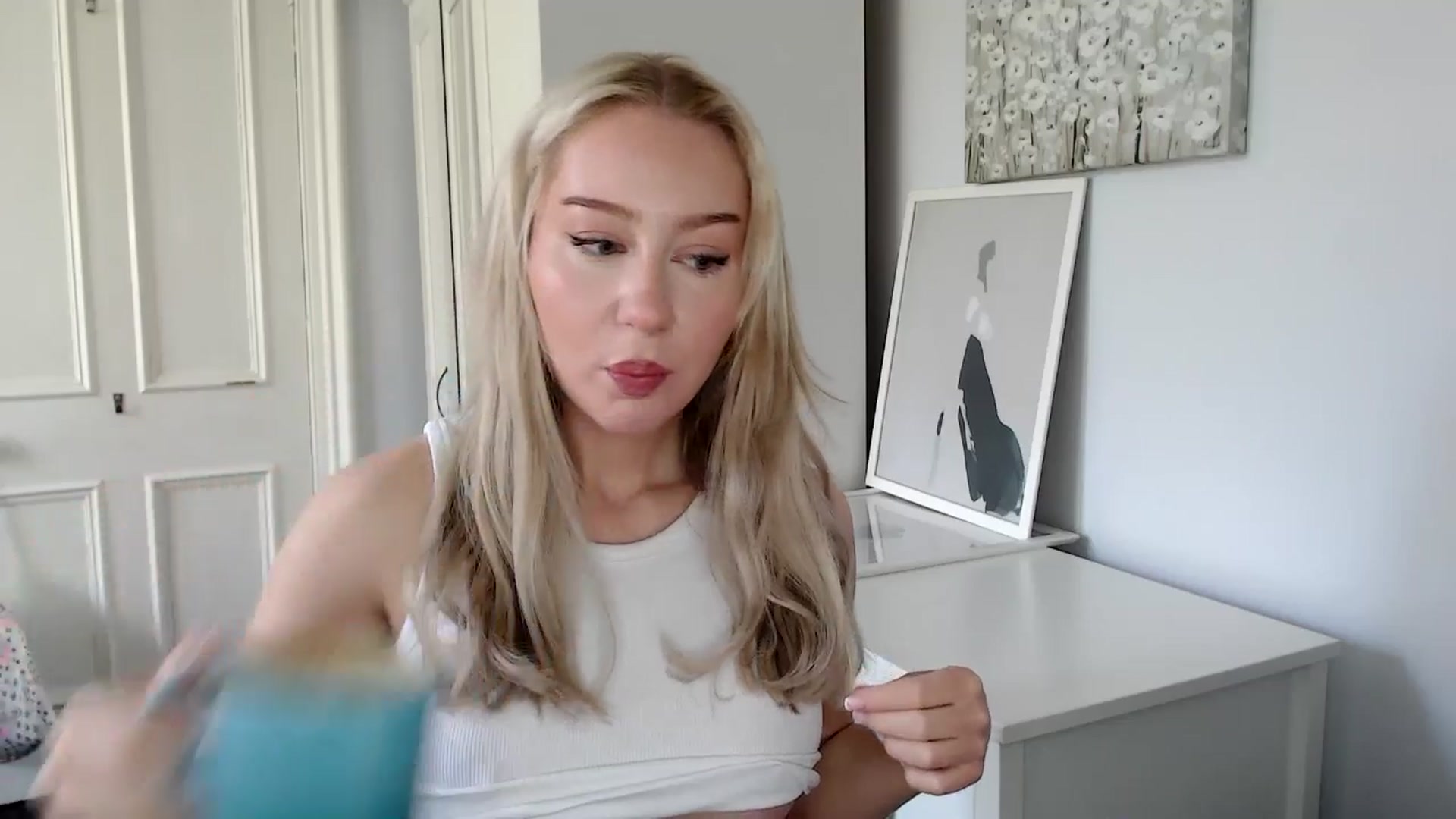 Gallery image thumbnail from British_Cutie's myfreecams stream on, 05/08/2025, 10:02 image 2 of 20