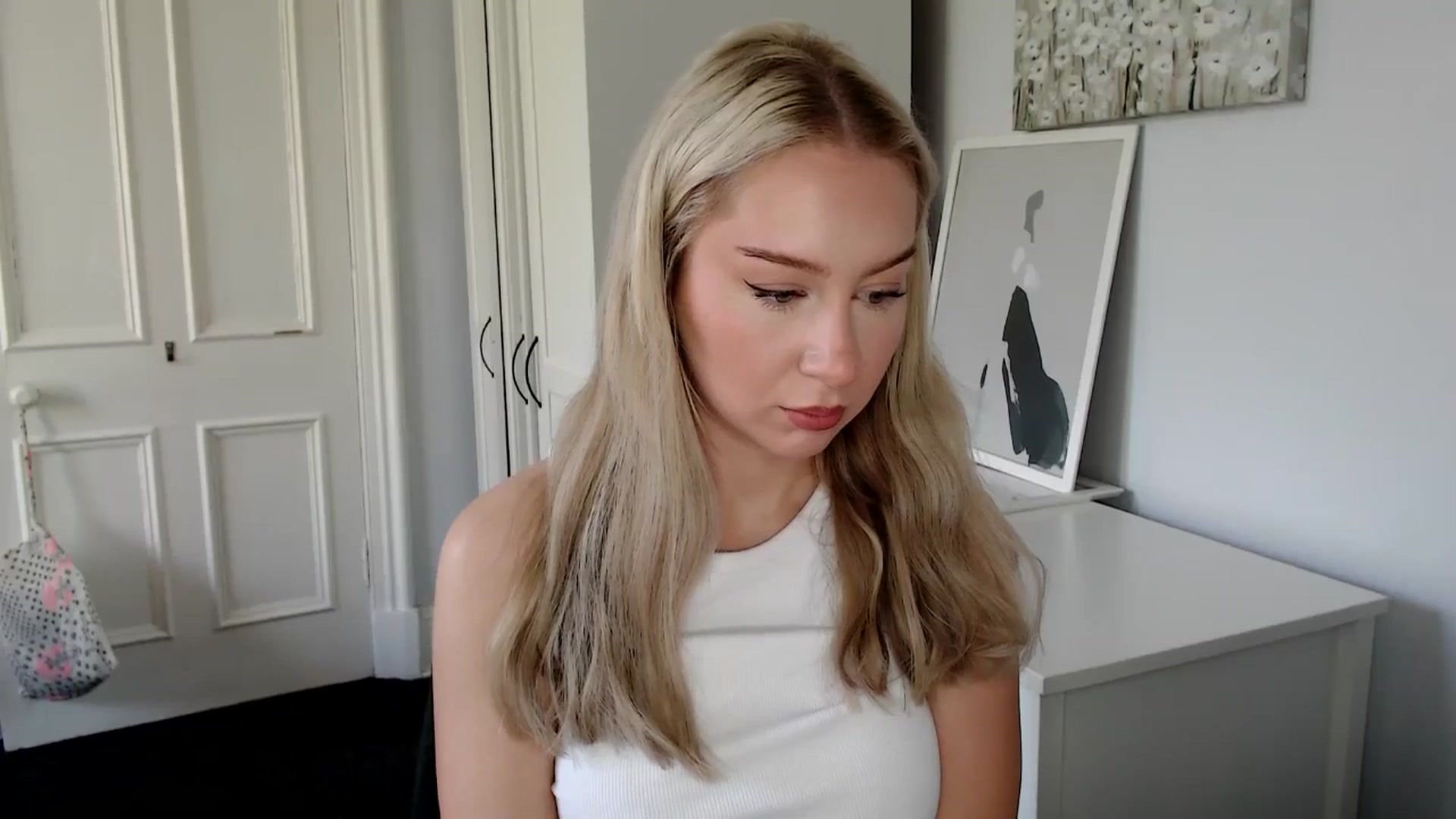 Gallery image thumbnail from British_Cutie's myfreecams stream on, 05/08/2025, 10:02 image 6 of 20