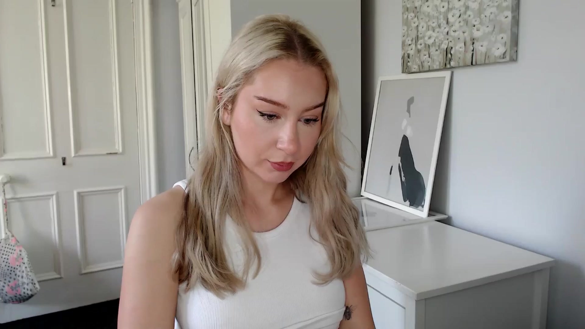 Gallery image thumbnail from British_Cutie's myfreecams stream on, 05/08/2025, 10:02 image 3 of 20