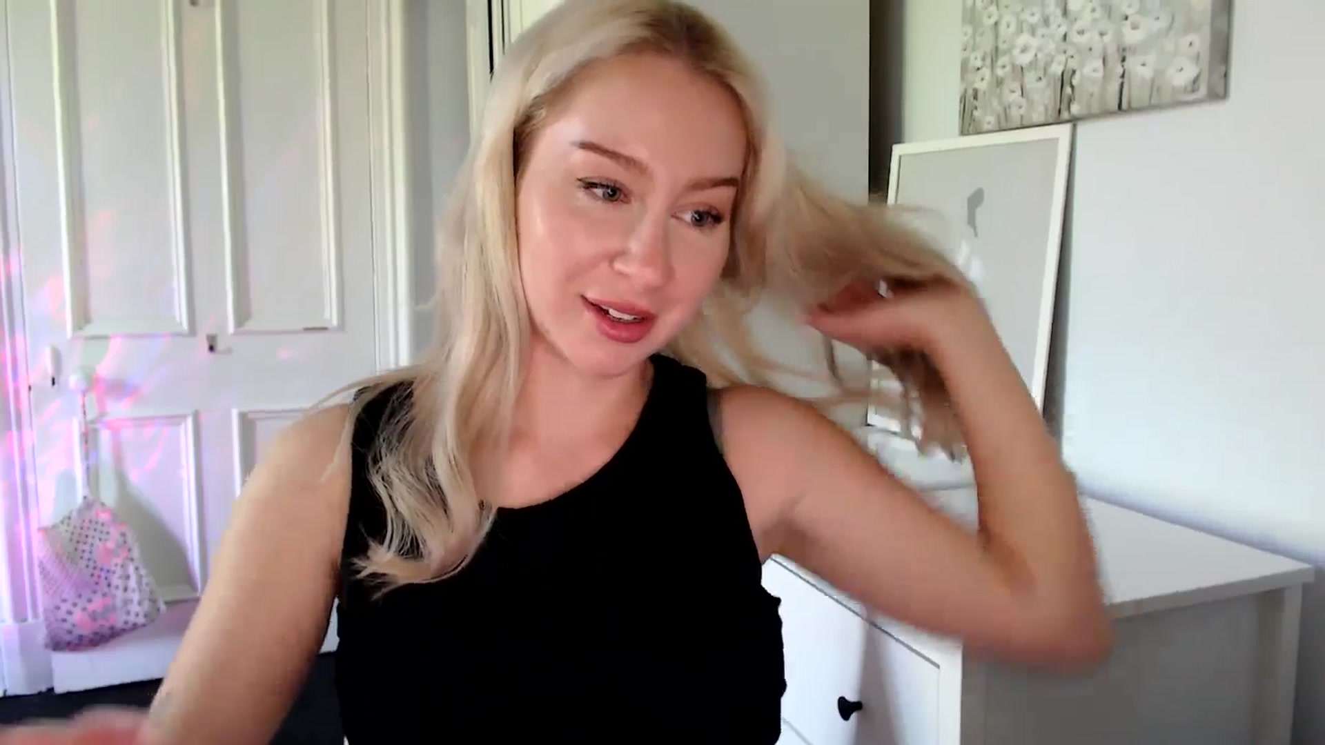 Gallery image thumbnail from British_Cutie's myfreecams stream on, 05/10/2025, 14:43 image 12 of 20