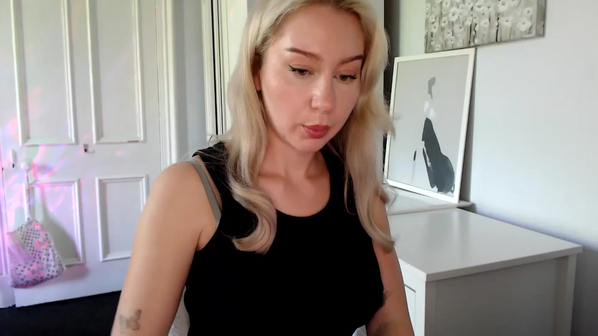 Gallery image thumbnail from British_Cutie's myfreecams stream on, 05/10/2025, 14:43 image 7 of 20