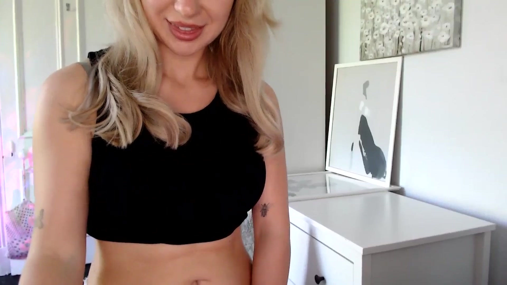 Gallery image thumbnail from British_Cutie's myfreecams stream on, 05/10/2025, 14:43 image 9 of 20