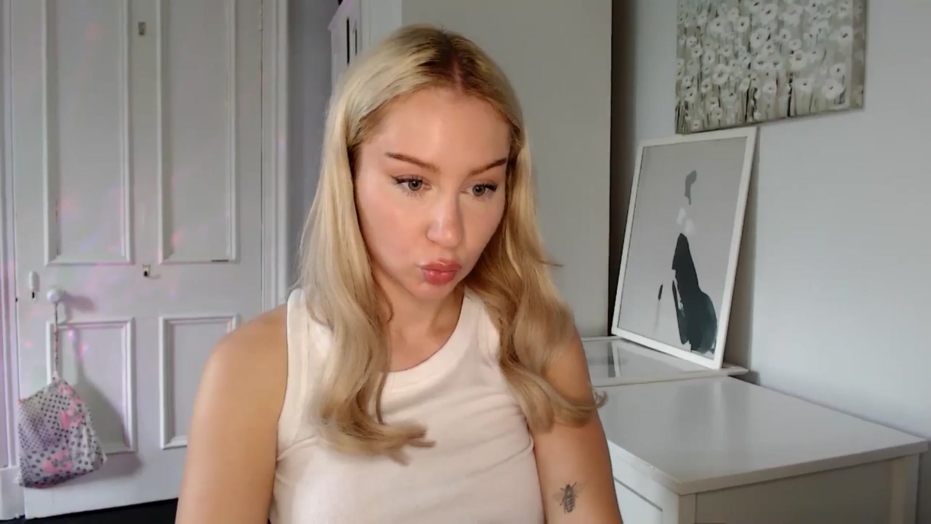 Gallery image thumbnail from British_Cutie's myfreecams stream on, 05/11/2025, 14:22 image 7 of 20