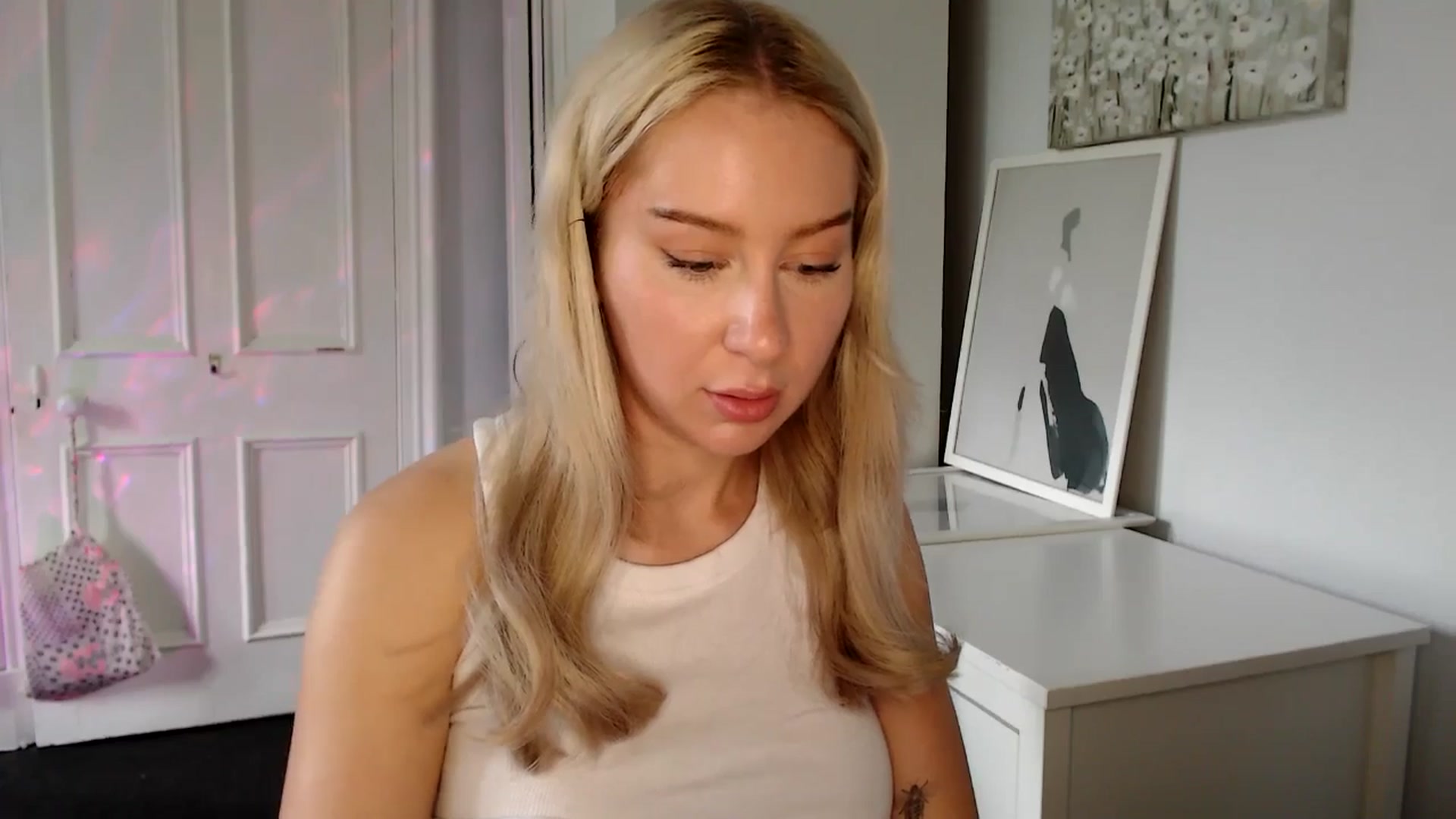Gallery image thumbnail from British_Cutie's myfreecams stream on, 05/11/2025, 15:32 image 15 of 20
