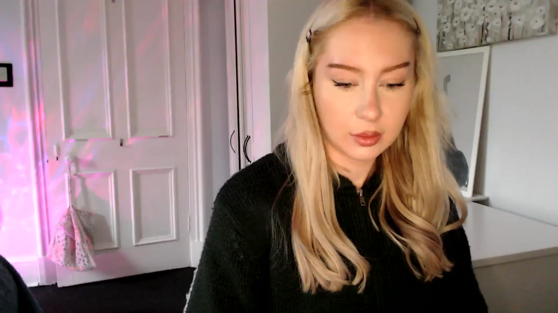 Gallery image thumbnail from British_Cutie's myfreecams stream on, 05/12/2025, 20:08 image 1 of 20