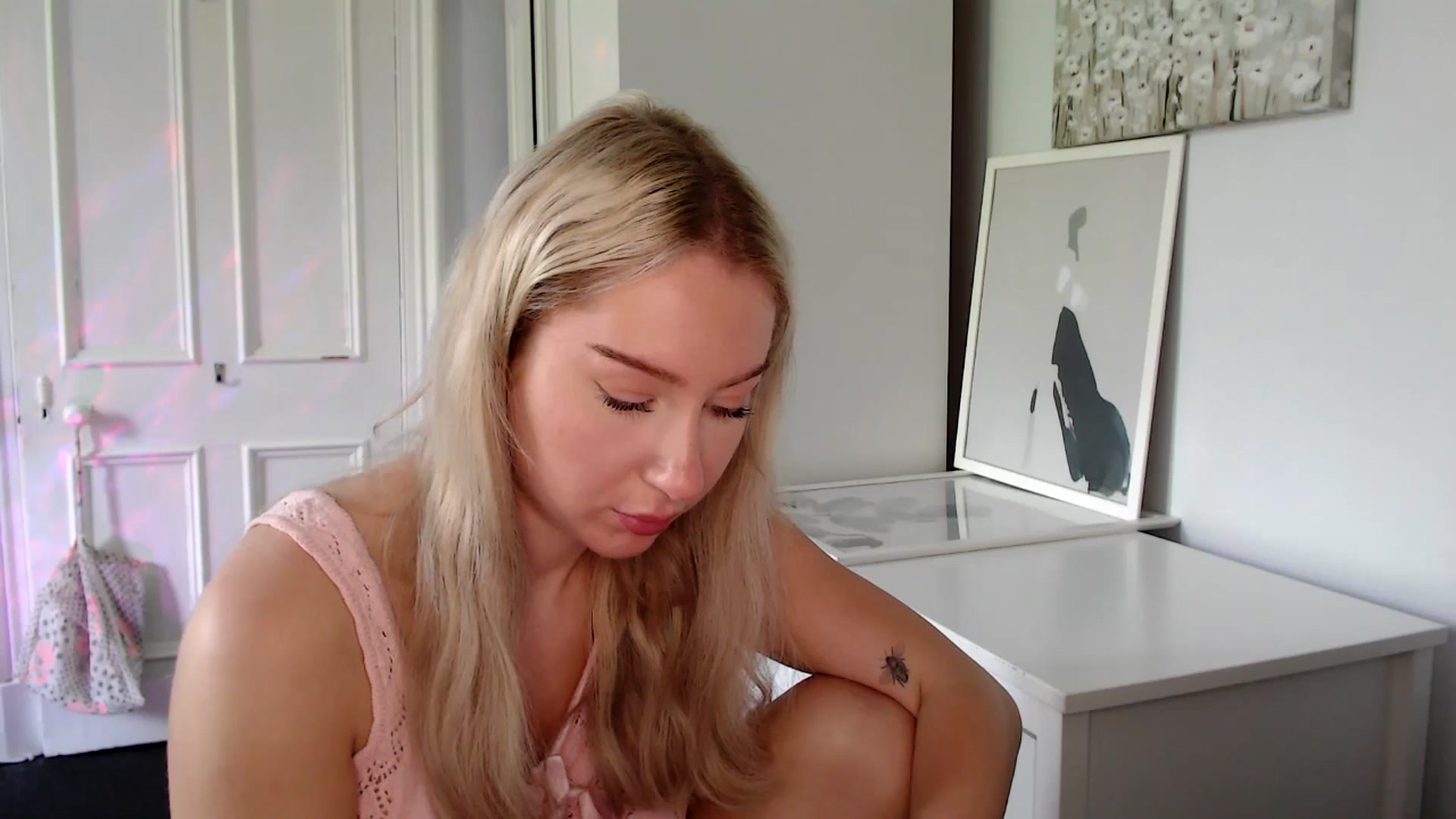 Gallery image thumbnail from British_Cutie's myfreecams stream on, 05/13/2025, 12:56 image 6 of 20