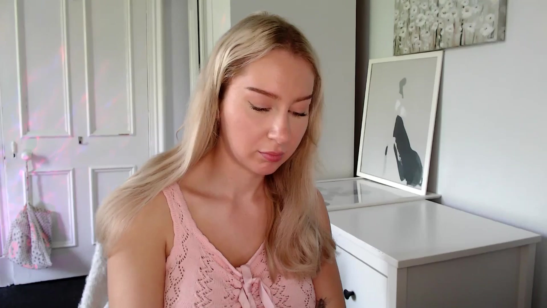 Gallery image thumbnail from British_Cutie's myfreecams stream on, 05/13/2025, 12:56 image 8 of 20