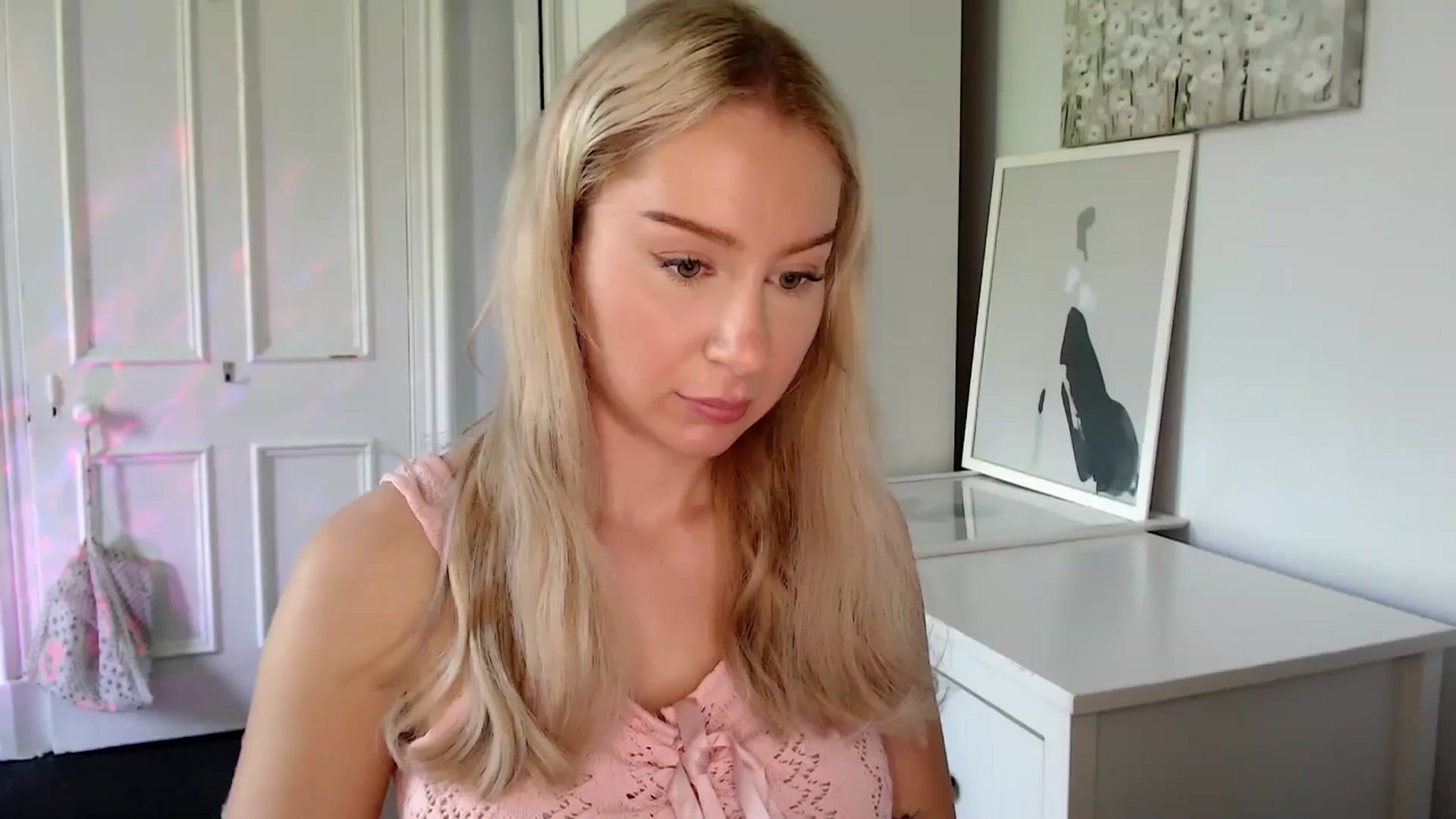 Gallery image thumbnail from British_Cutie's myfreecams stream on, 05/13/2025, 12:56 image 3 of 20