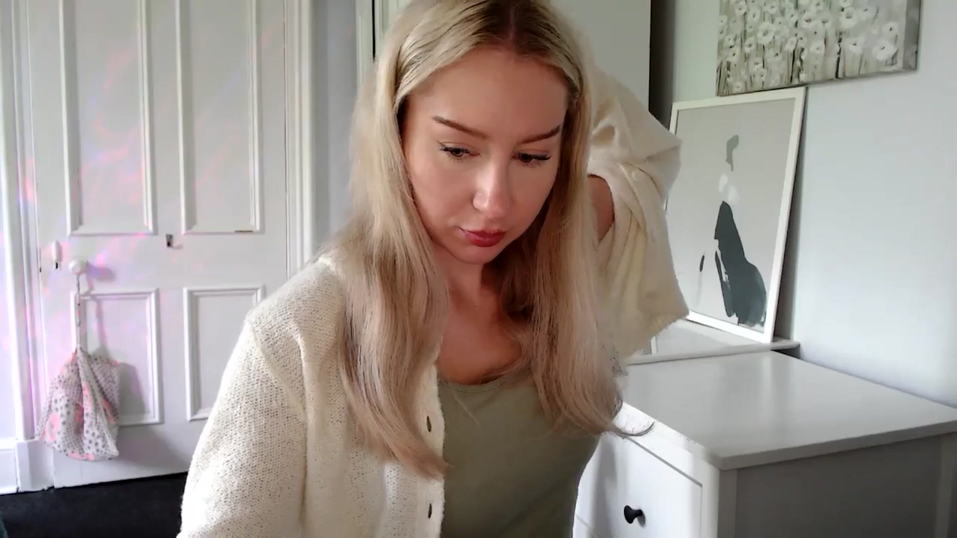 Gallery image thumbnail from British_Cutie's myfreecams stream on, 05/13/2025, 14:29 image 2 of 20