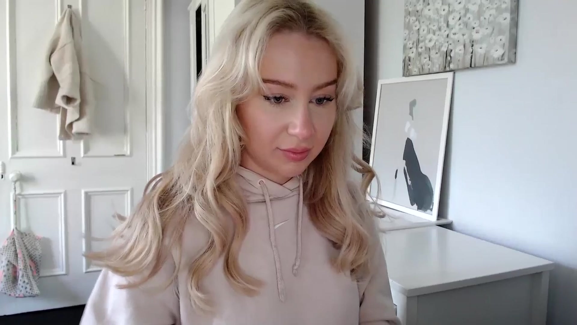 Gallery image thumbnail from British_Cutie's myfreecams stream on, 05/15/2025, 11:16 image 2 of 20