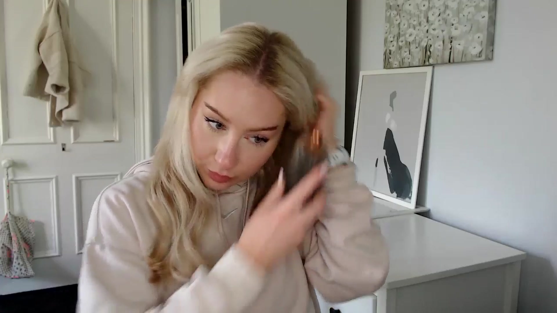 Gallery image thumbnail from British_Cutie's myfreecams stream on, 05/15/2025, 11:16 image 4 of 20