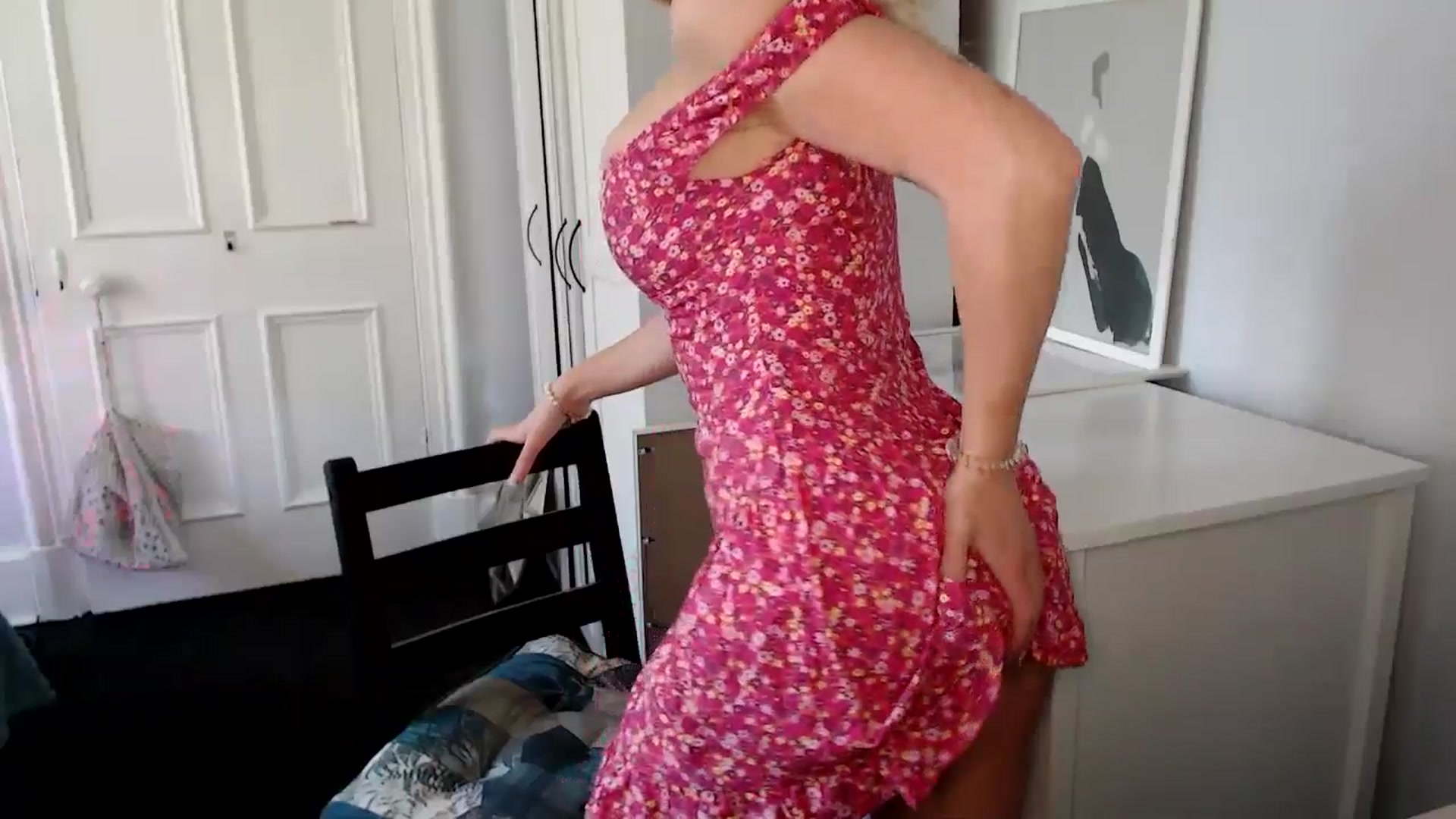 Gallery image thumbnail from British_Cutie's myfreecams stream on, 05/17/2025, 09:03 image 17 of 20